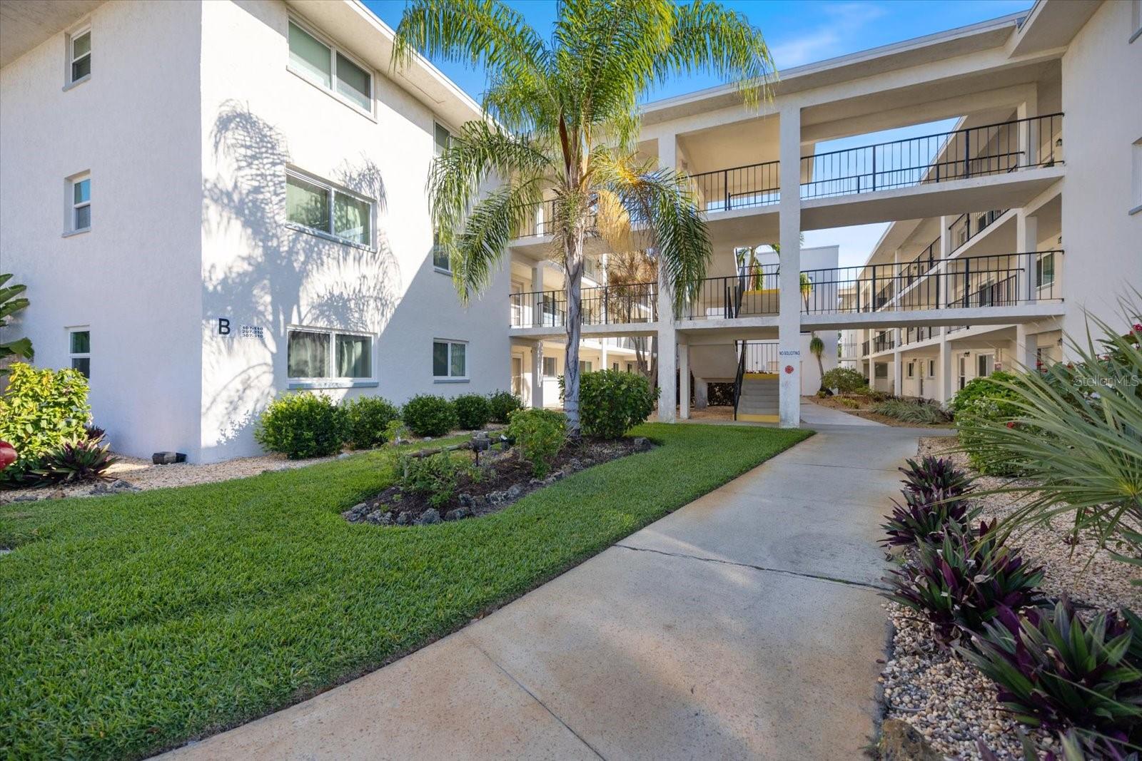 708 Tamiami Trl S #209 Property Photo