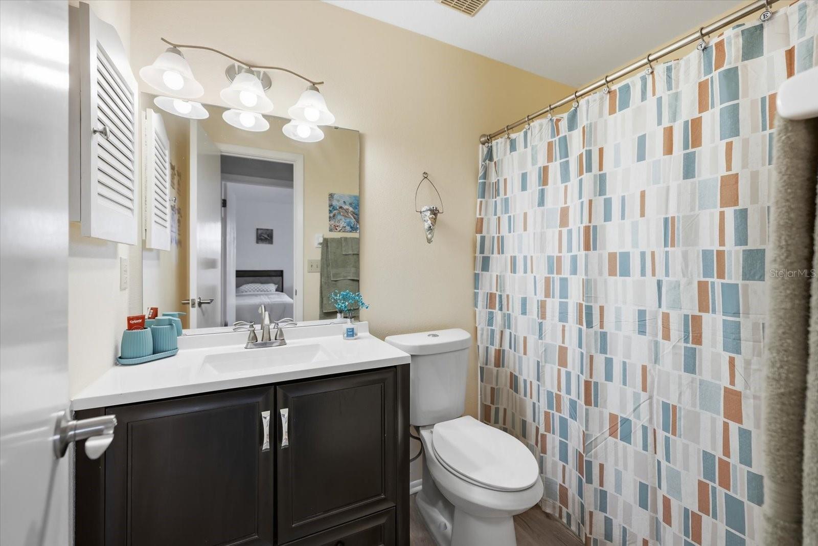 335 Three Lakes Ln #b Property Photo 17