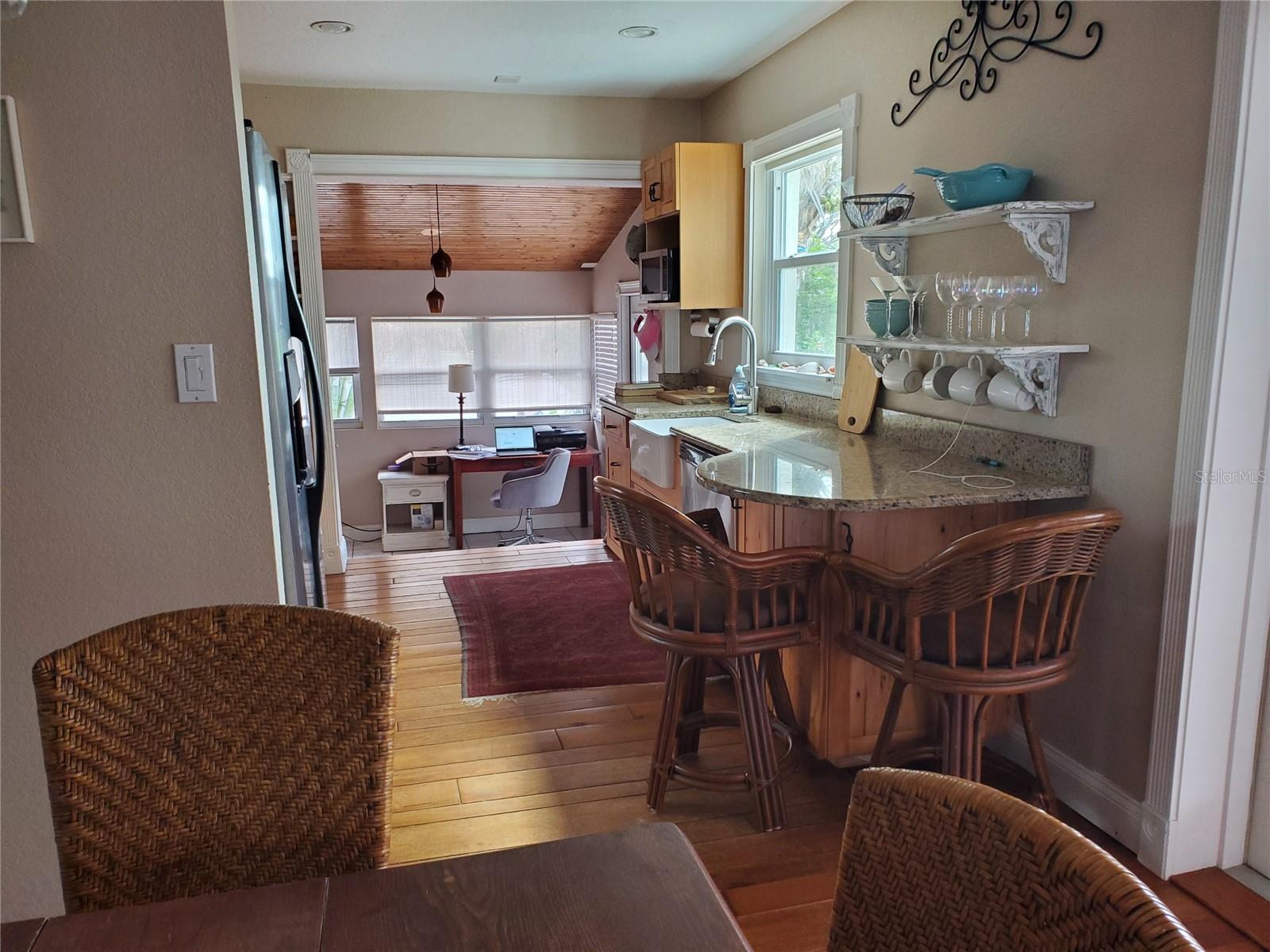 227 Lychee Rd Property Photo 4