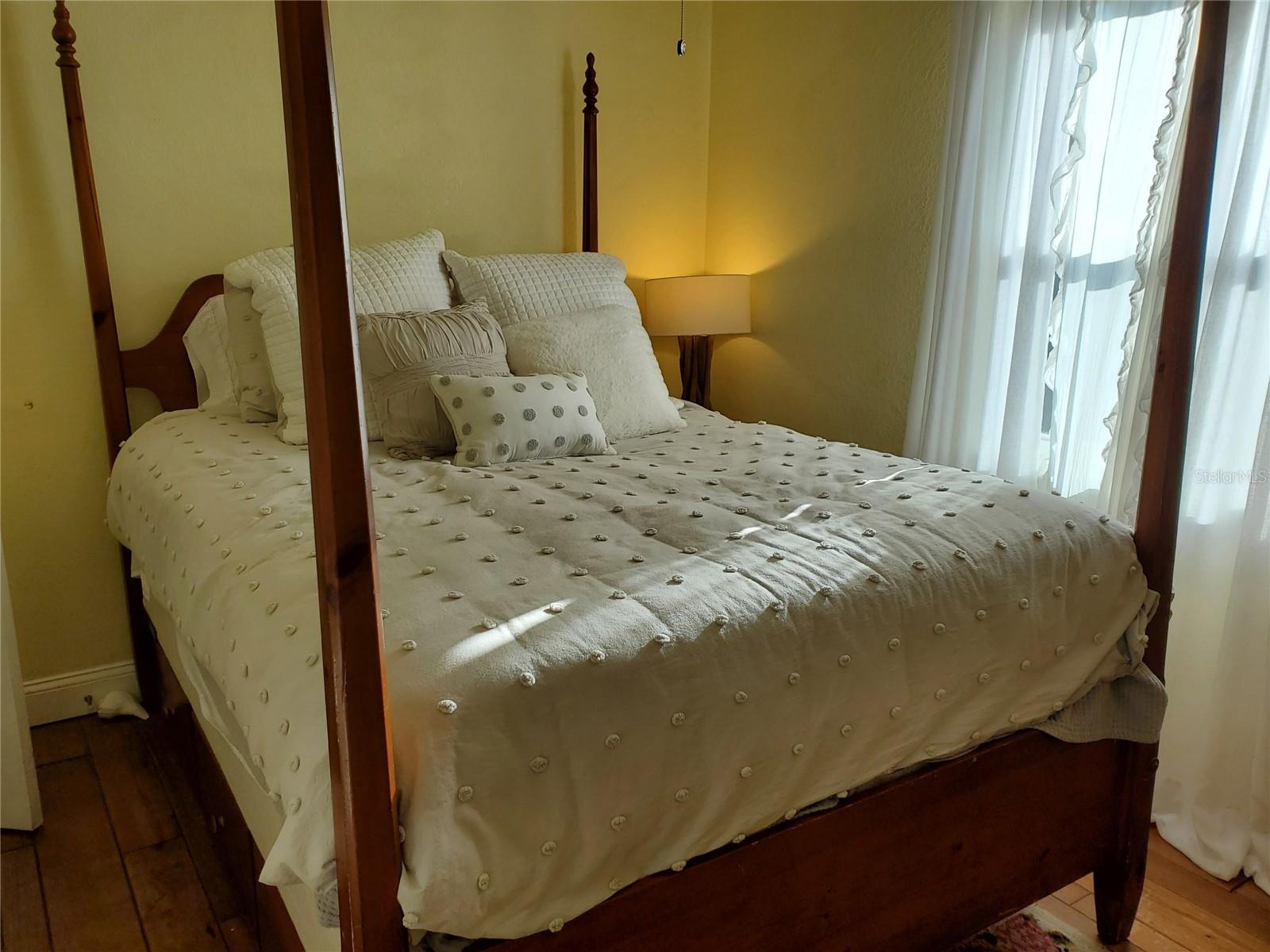 227 Lychee Rd Property Photo 6