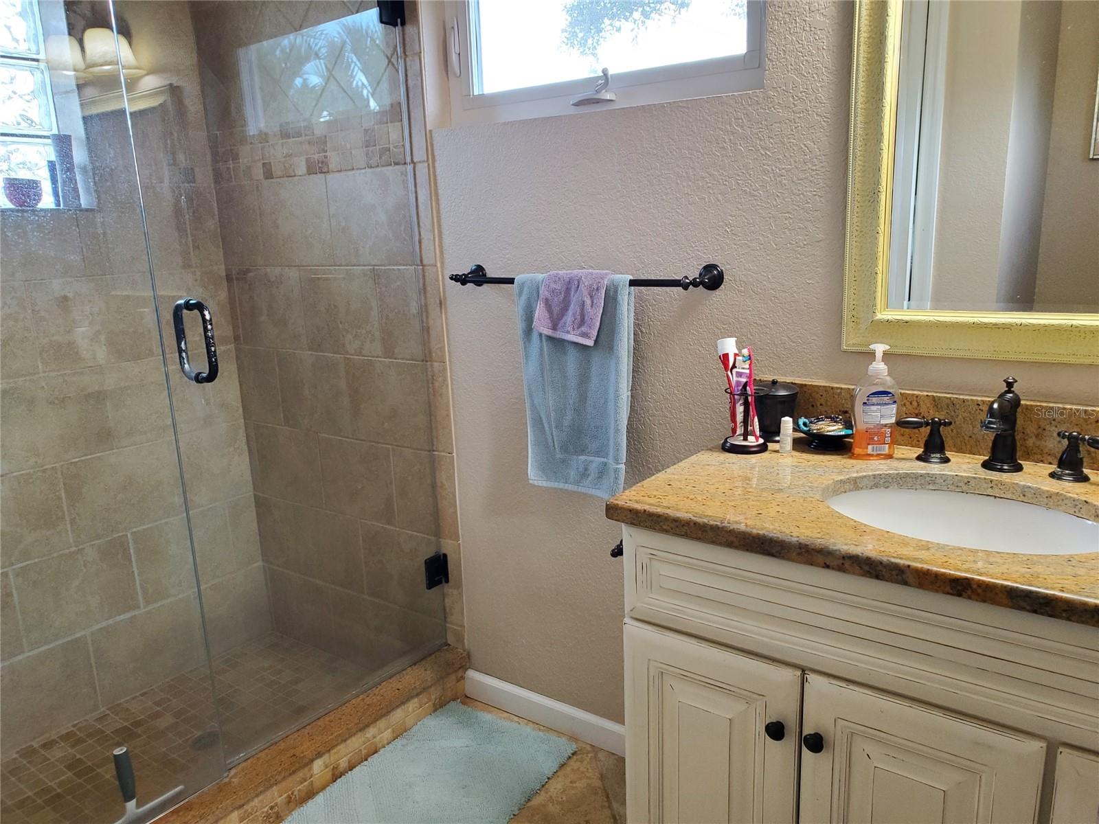 227 Lychee Rd Property Photo 8
