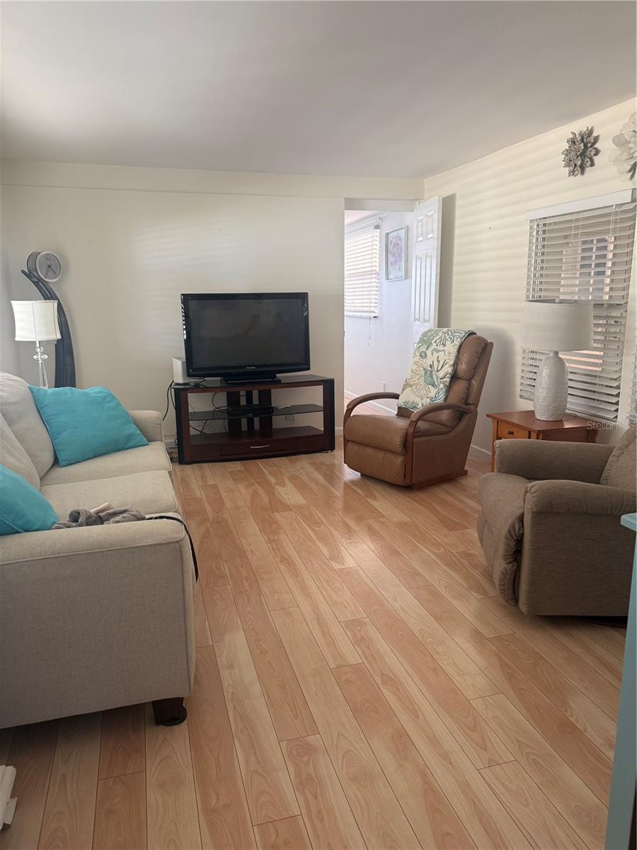 716 Carefree Property Photo 3