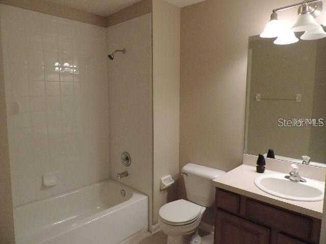 7151 83rd Dr E Property Photo 10