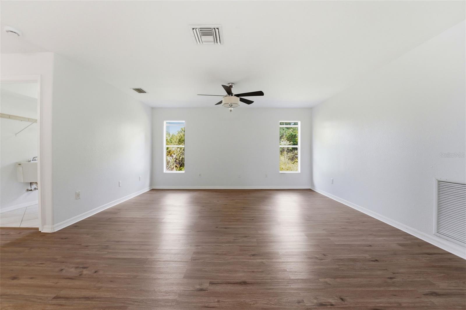 2637 Courtland Ave Property Photo 15