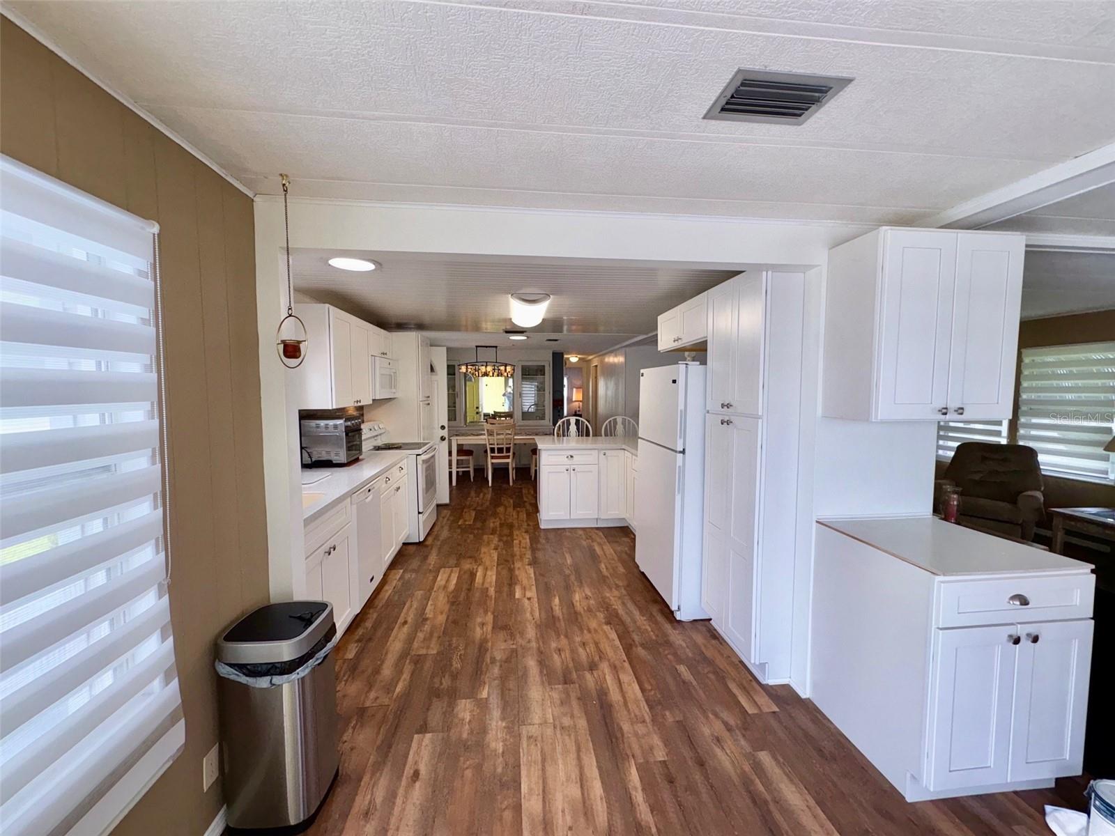 413 Cervina Dr N Property Photo 12