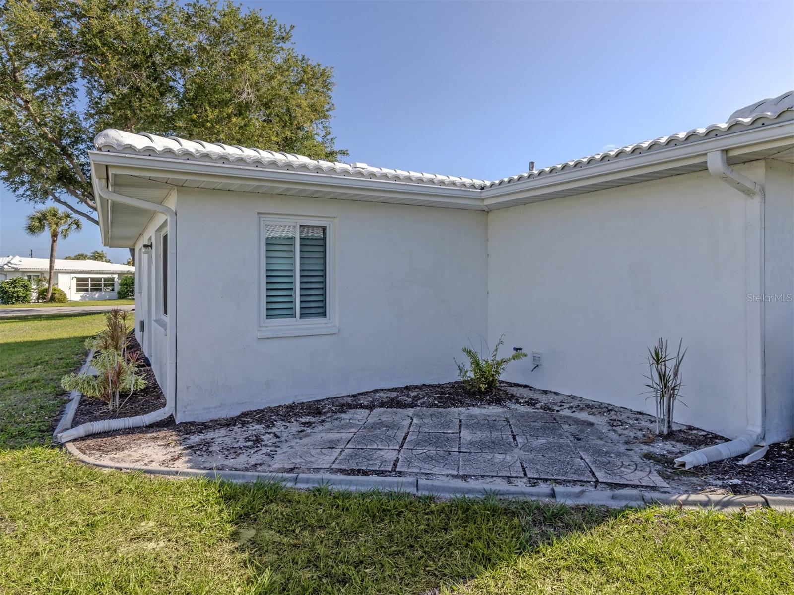 414 Circlewood Dr #h2 Property Photo 7