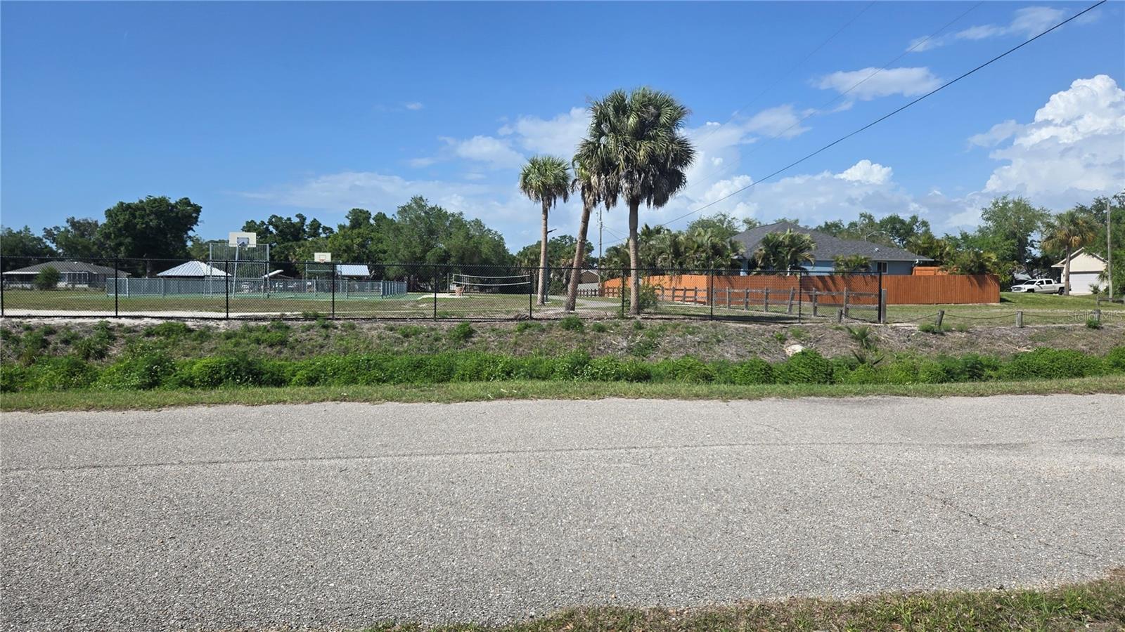 Rolla Rd Property Photo 4