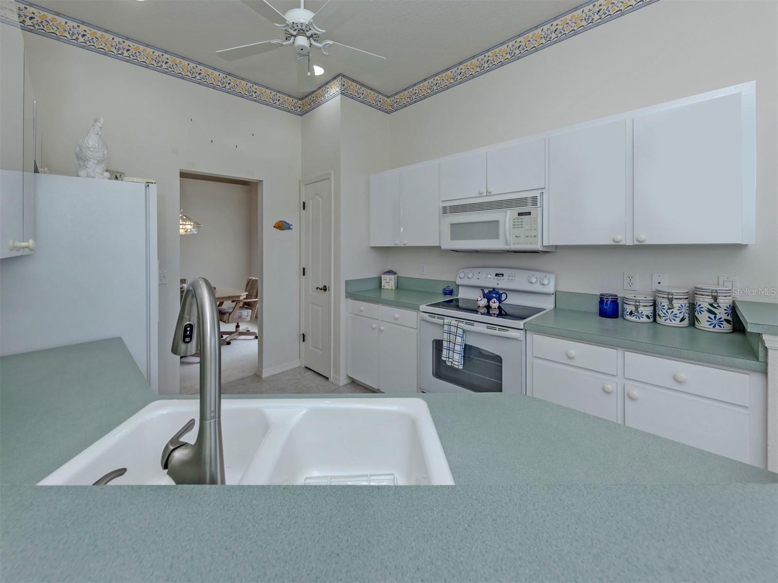 737 Pond Lily Way Property Photo 21