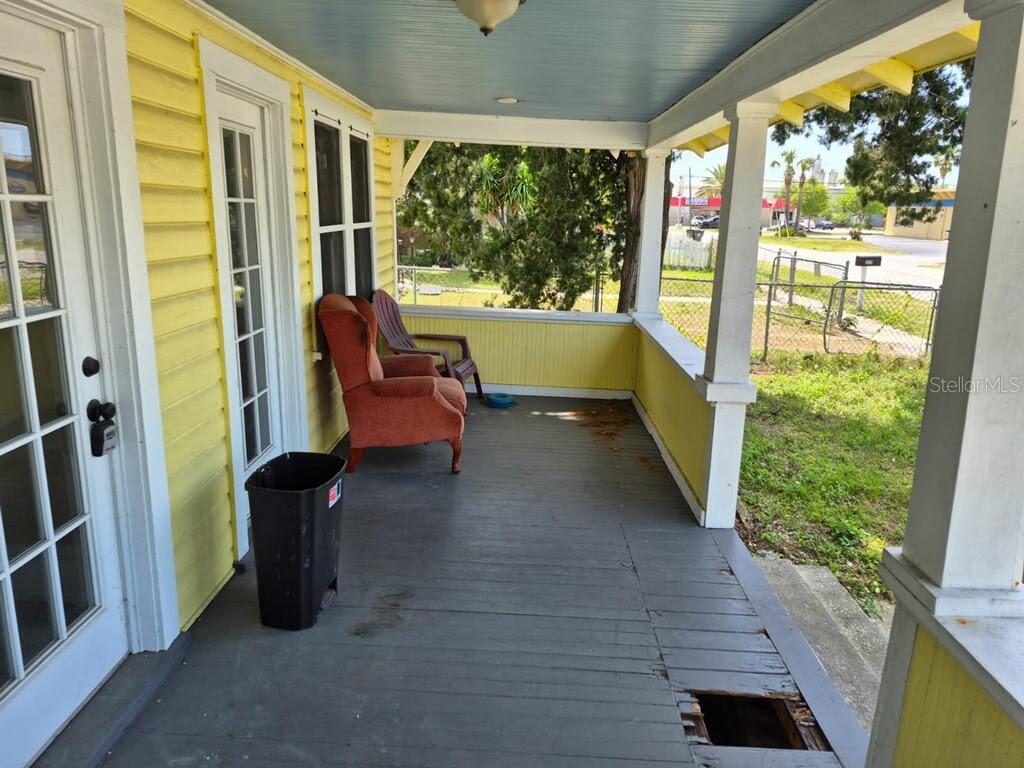 219 North St Property Photo 2