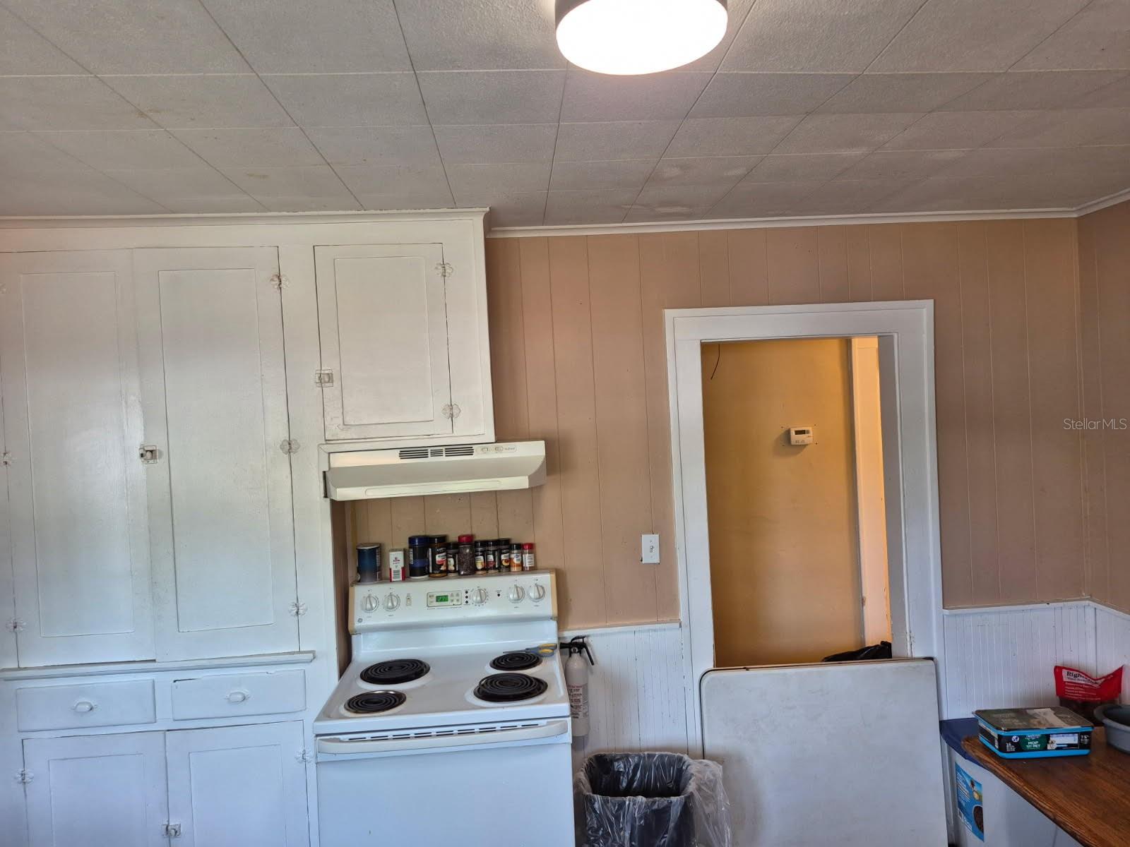 219 North St Property Photo 11