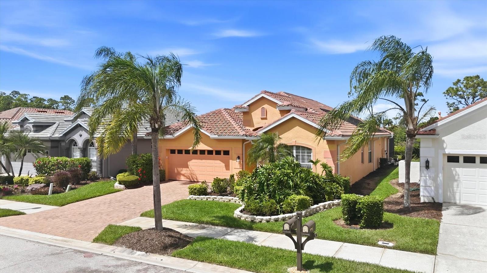 4811 Blue Heron Cir Property Photo 4