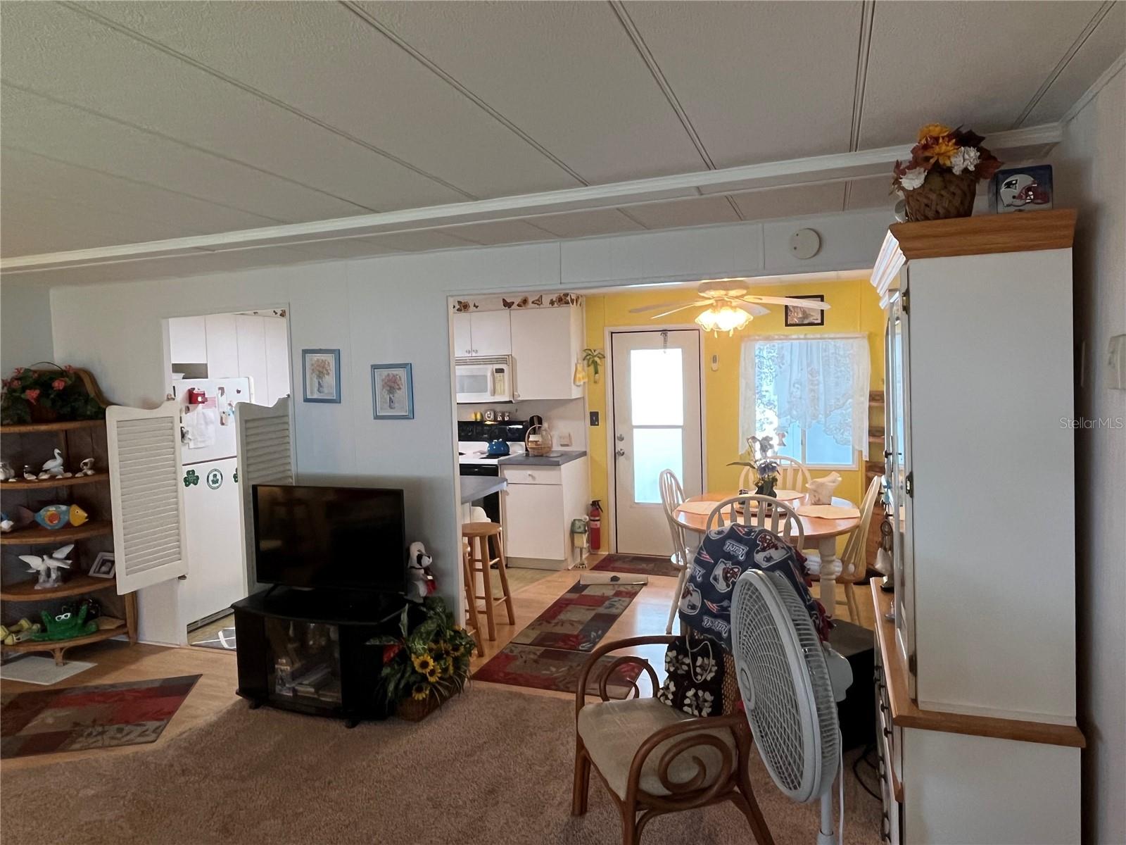 206 Roma Rd Property Photo 9