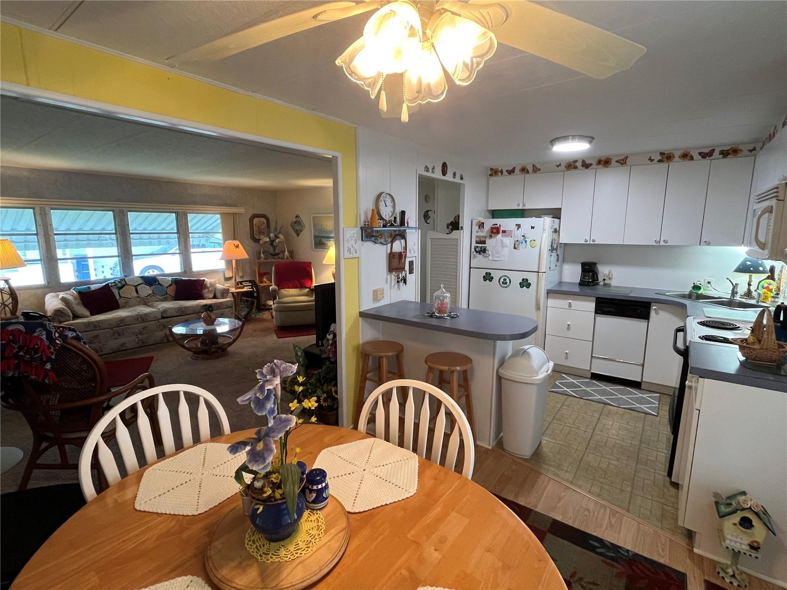 206 Roma Rd Property Photo 17