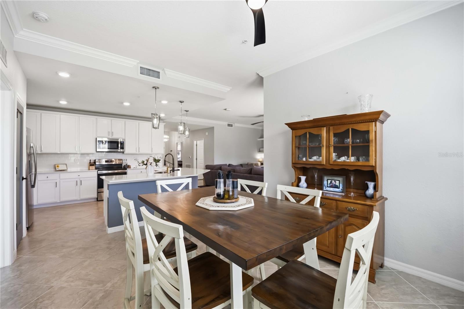 10055 Crooked Creek Dr #102 Property Photo 18