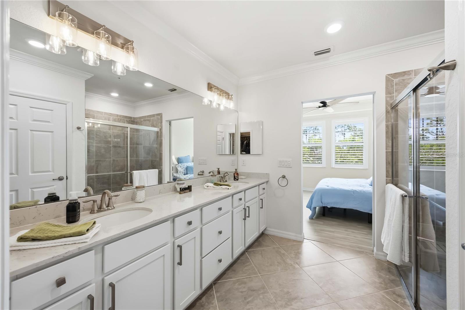 10055 Crooked Creek Dr #102 Property Photo 32