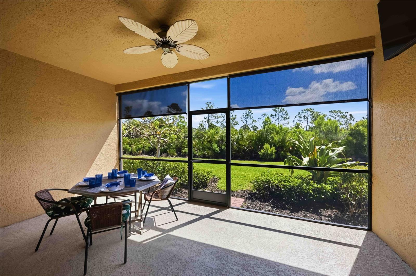 10055 Crooked Creek Dr #102 Property Photo 35