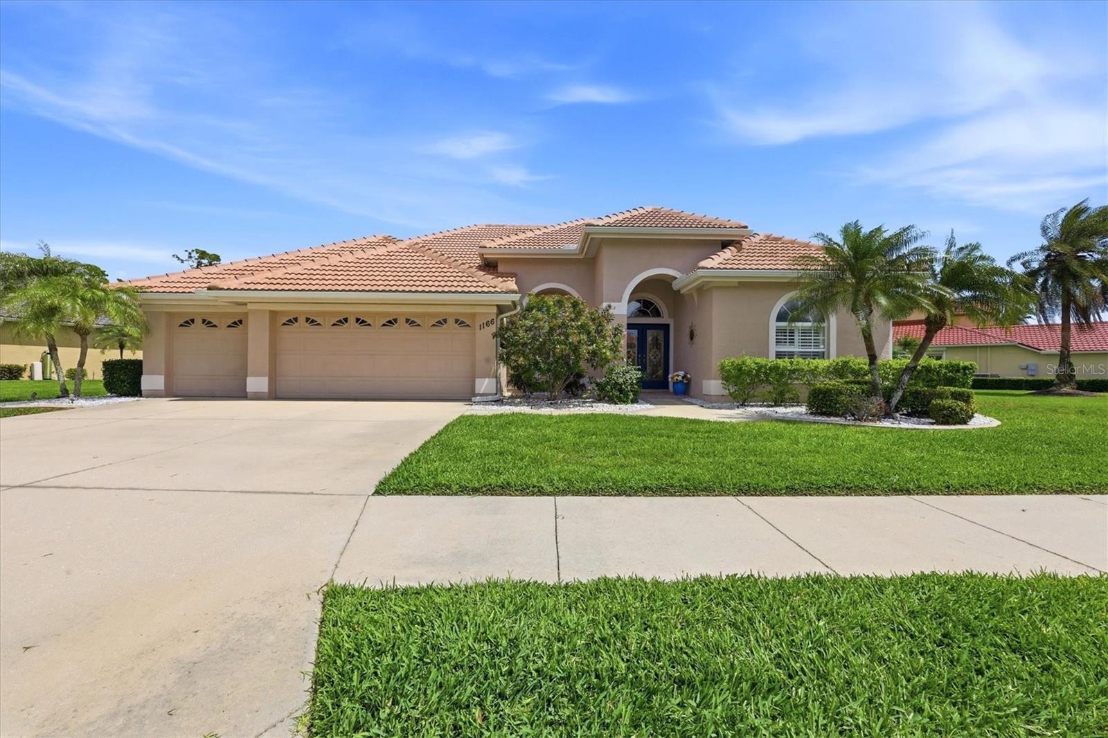 1166 Eagles Flight Way Property Photo 11