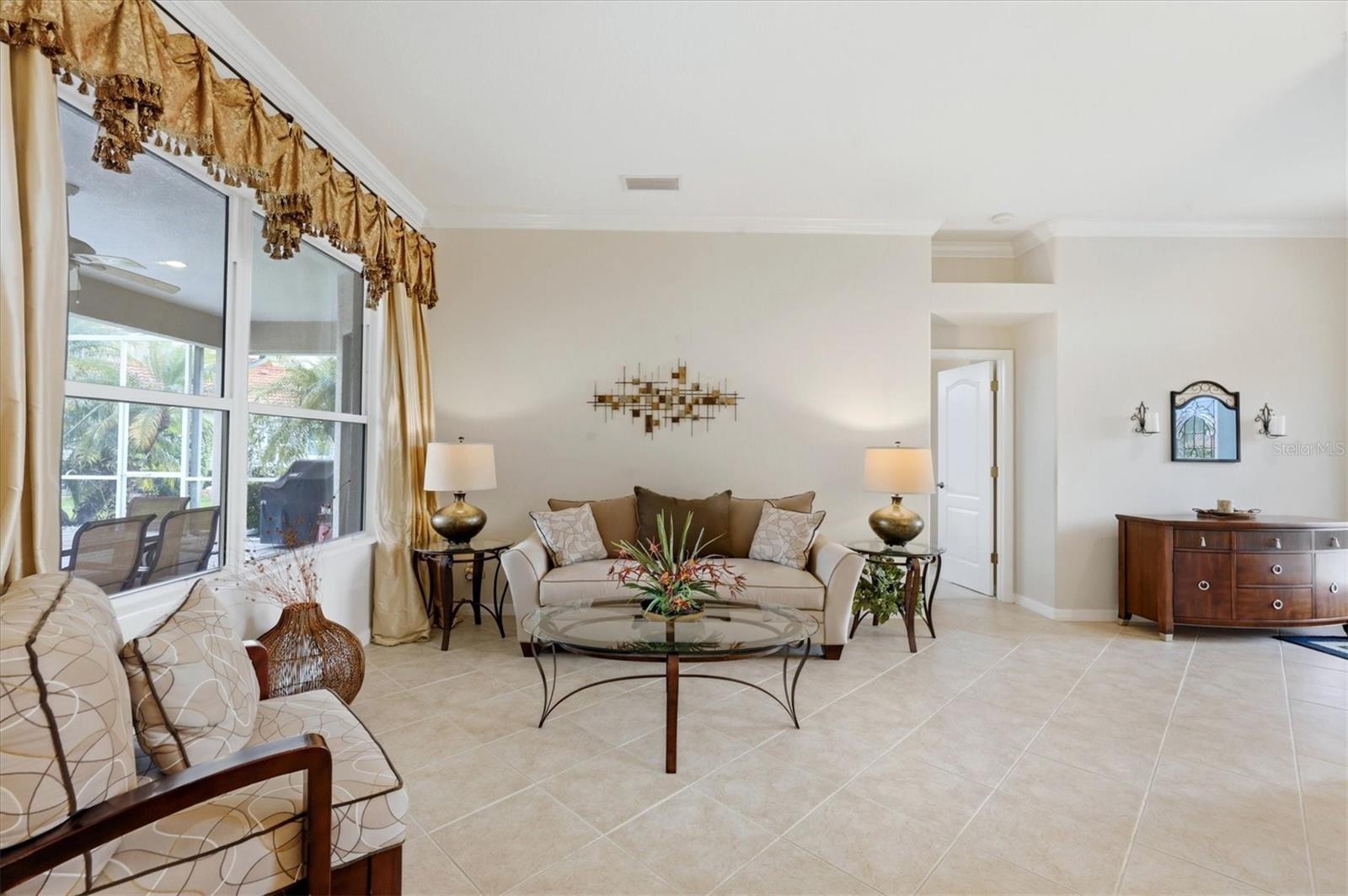 1166 Eagles Flight Way Property Photo 16
