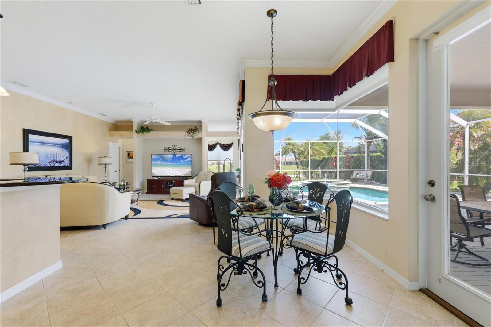 1166 Eagles Flight Way Property Photo 25