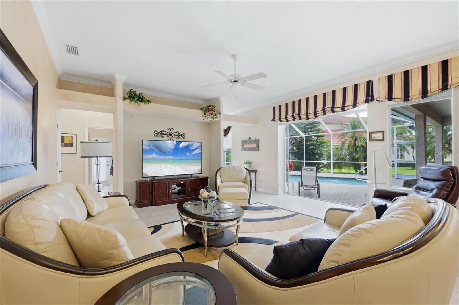 1166 Eagles Flight Way Property Photo 28