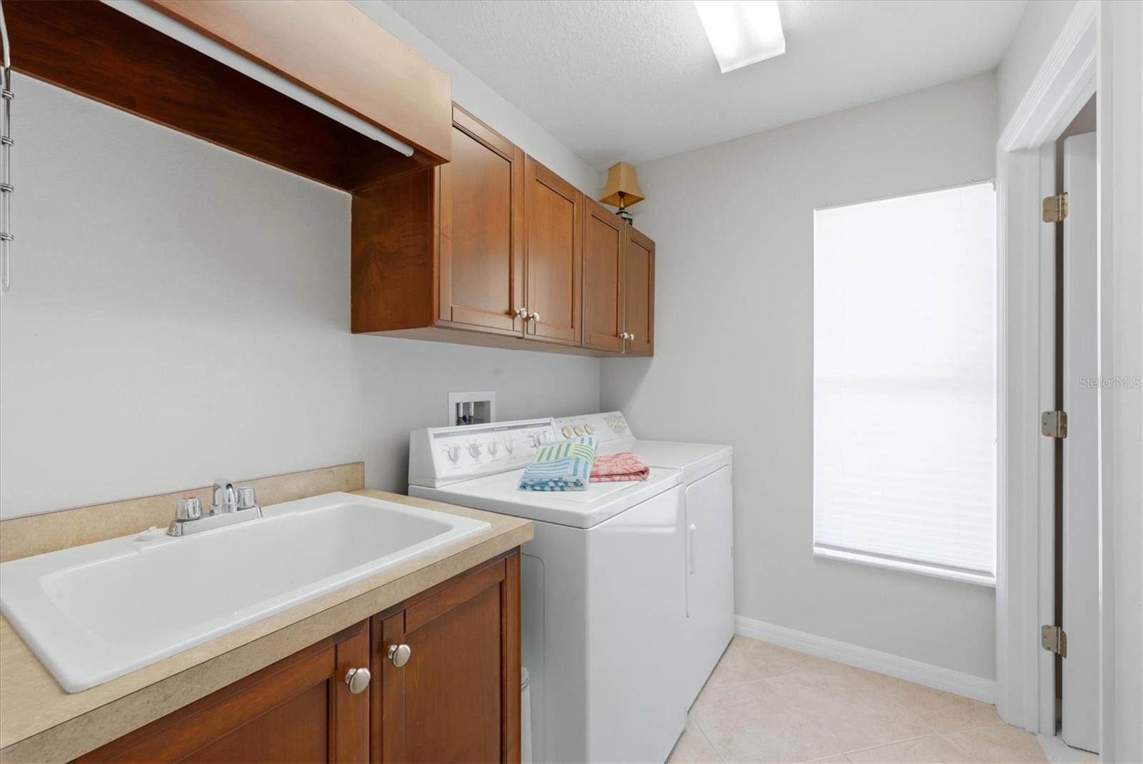 1166 Eagles Flight Way Property Photo 46