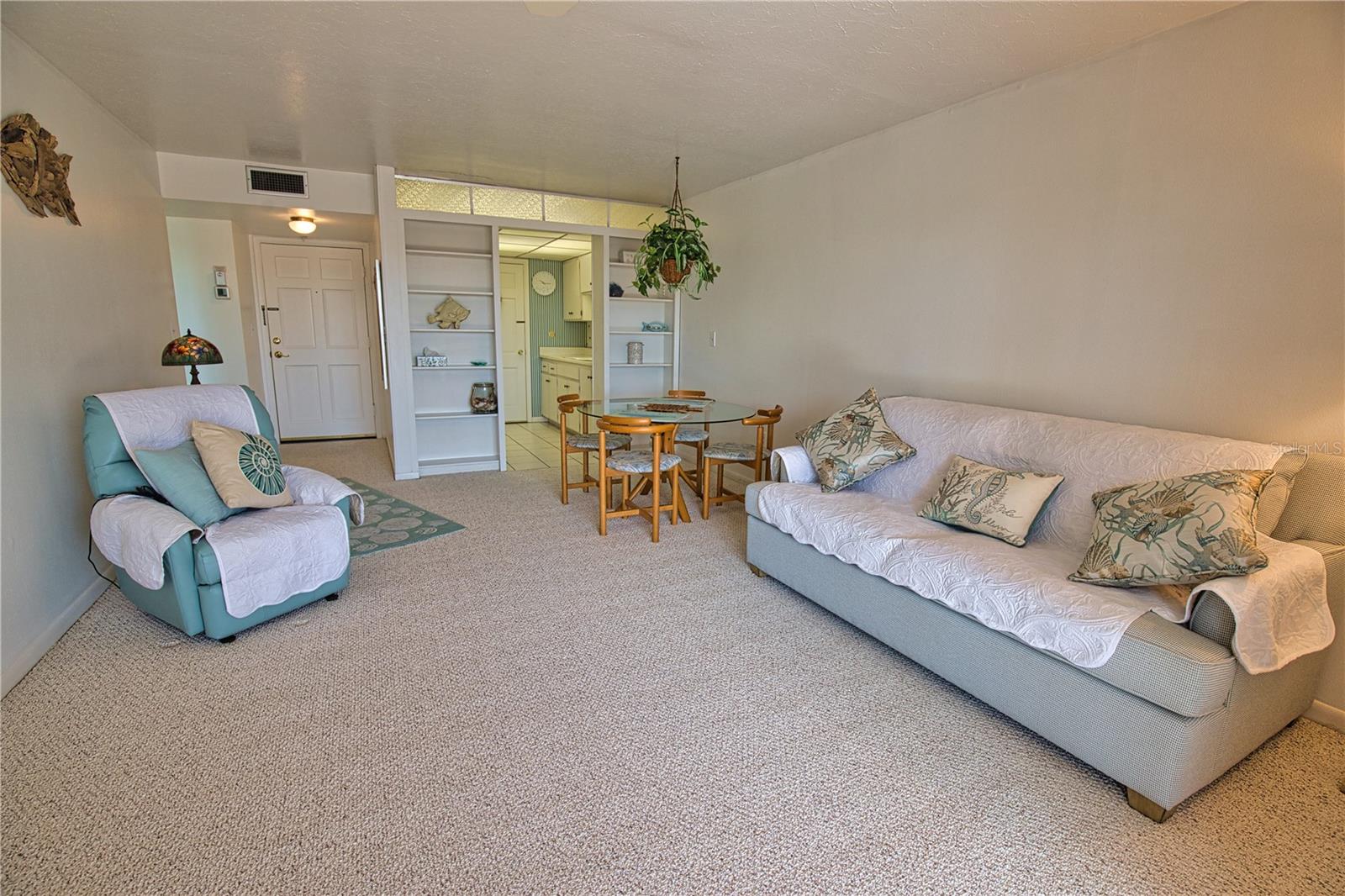 200 N The Esplanade #c-9 Property Photo 9