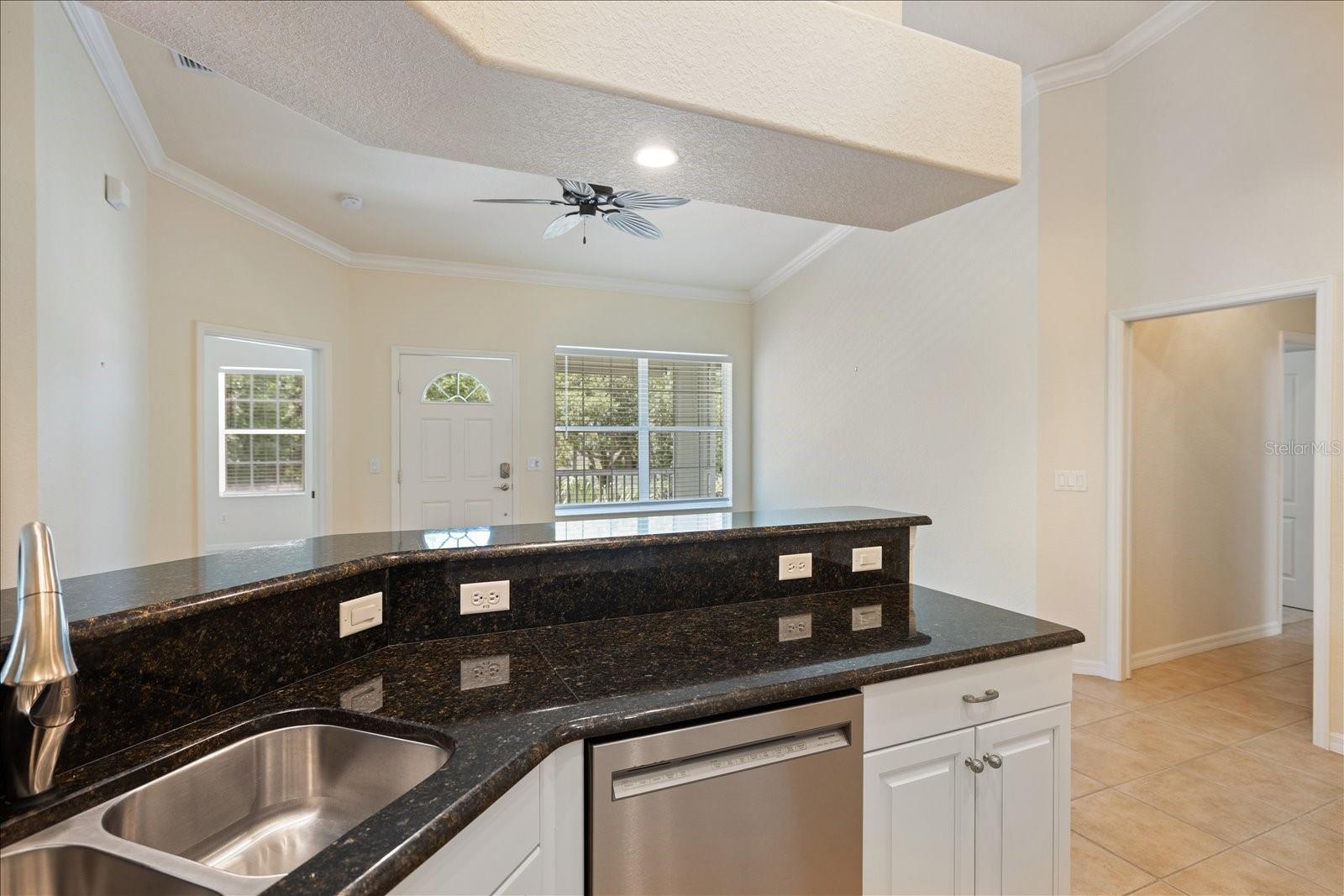 300 Gardens Edge Dr #324 Property Photo 7