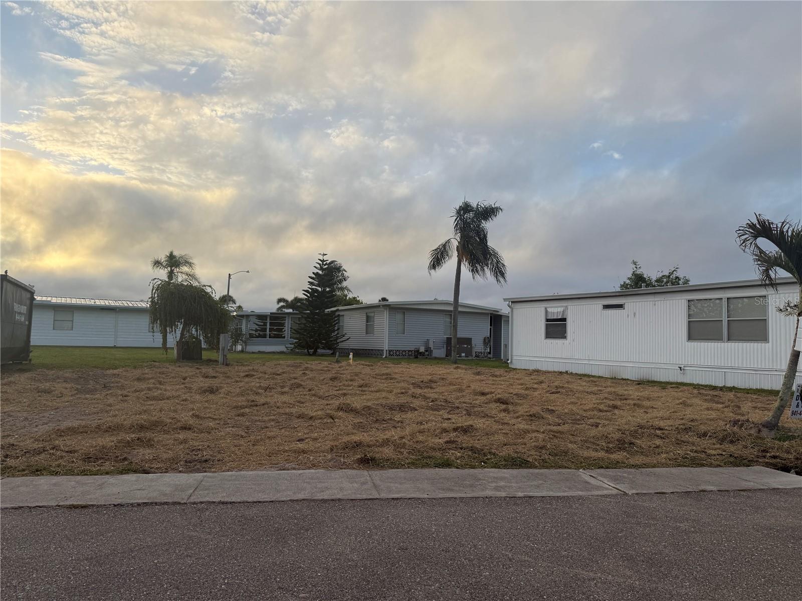 5621 Sunflower Rd Property Photo 1