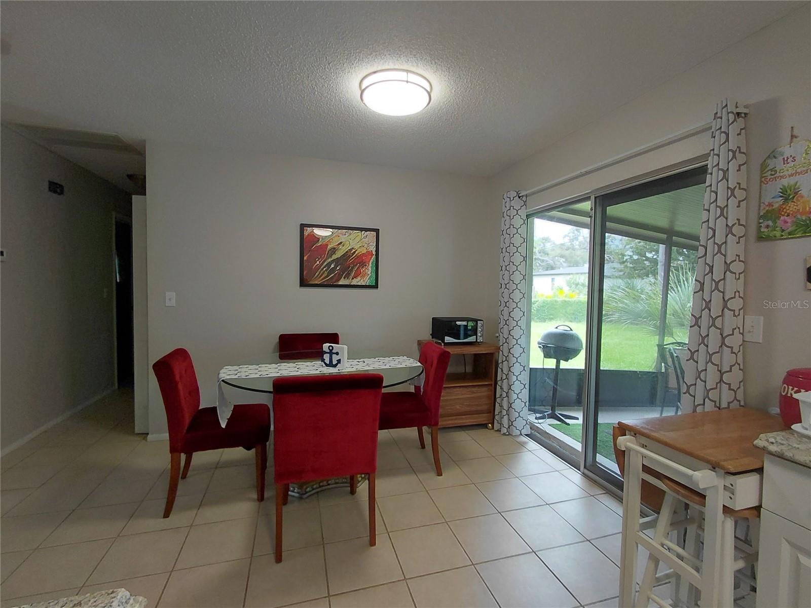 N6143977 Property Photo 1