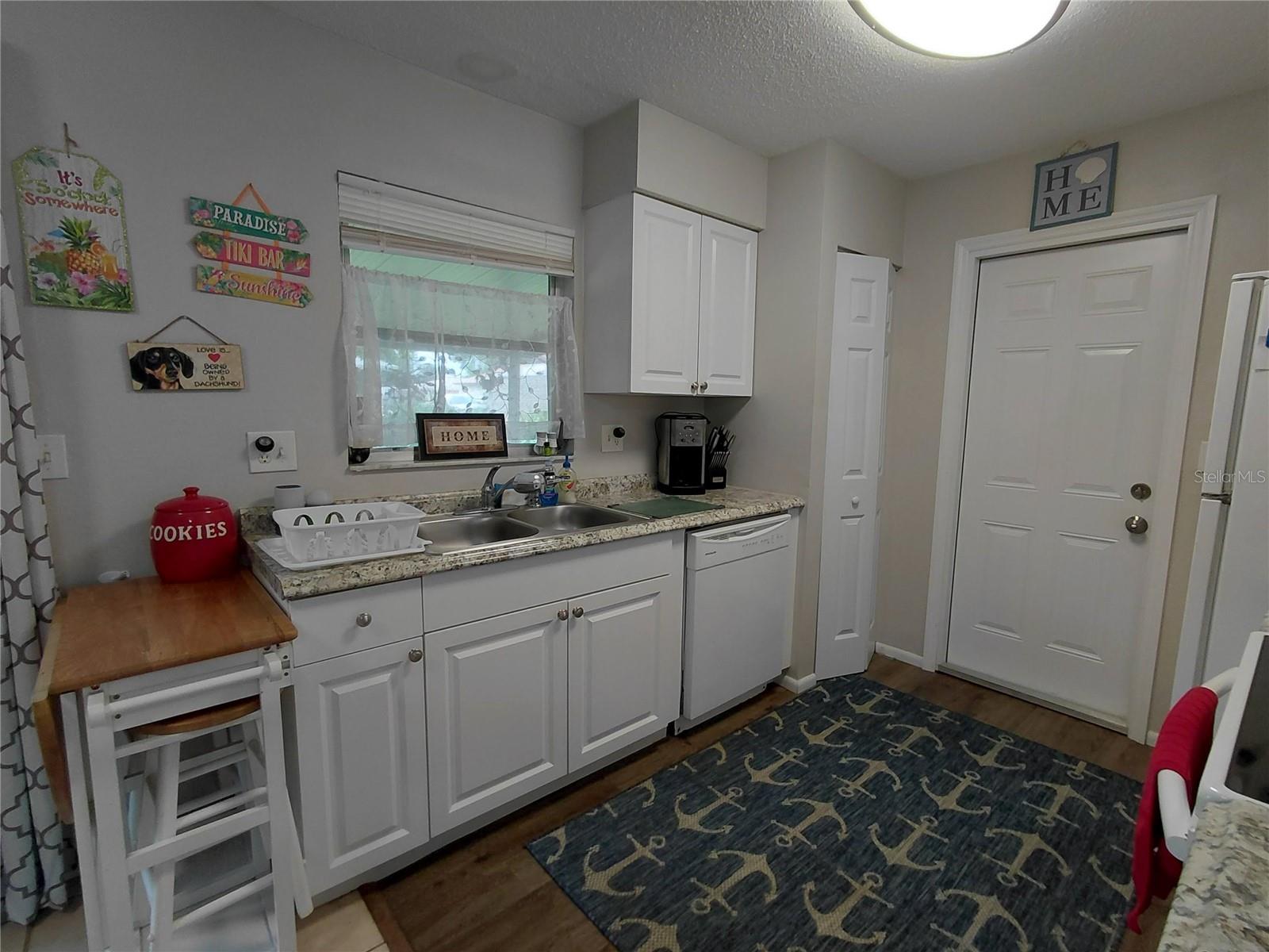 N6143977 Property Photo 7