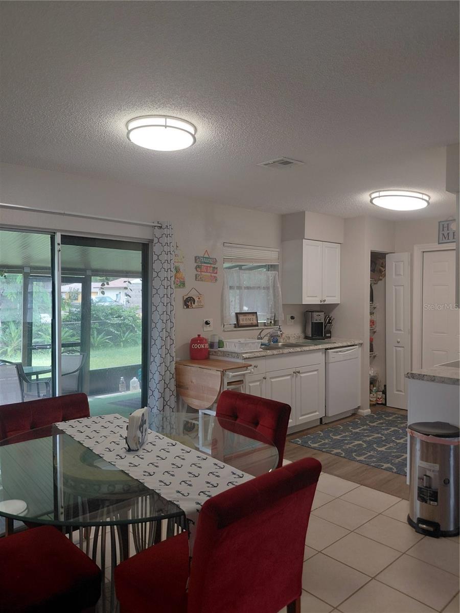 N6143977 Property Photo 12