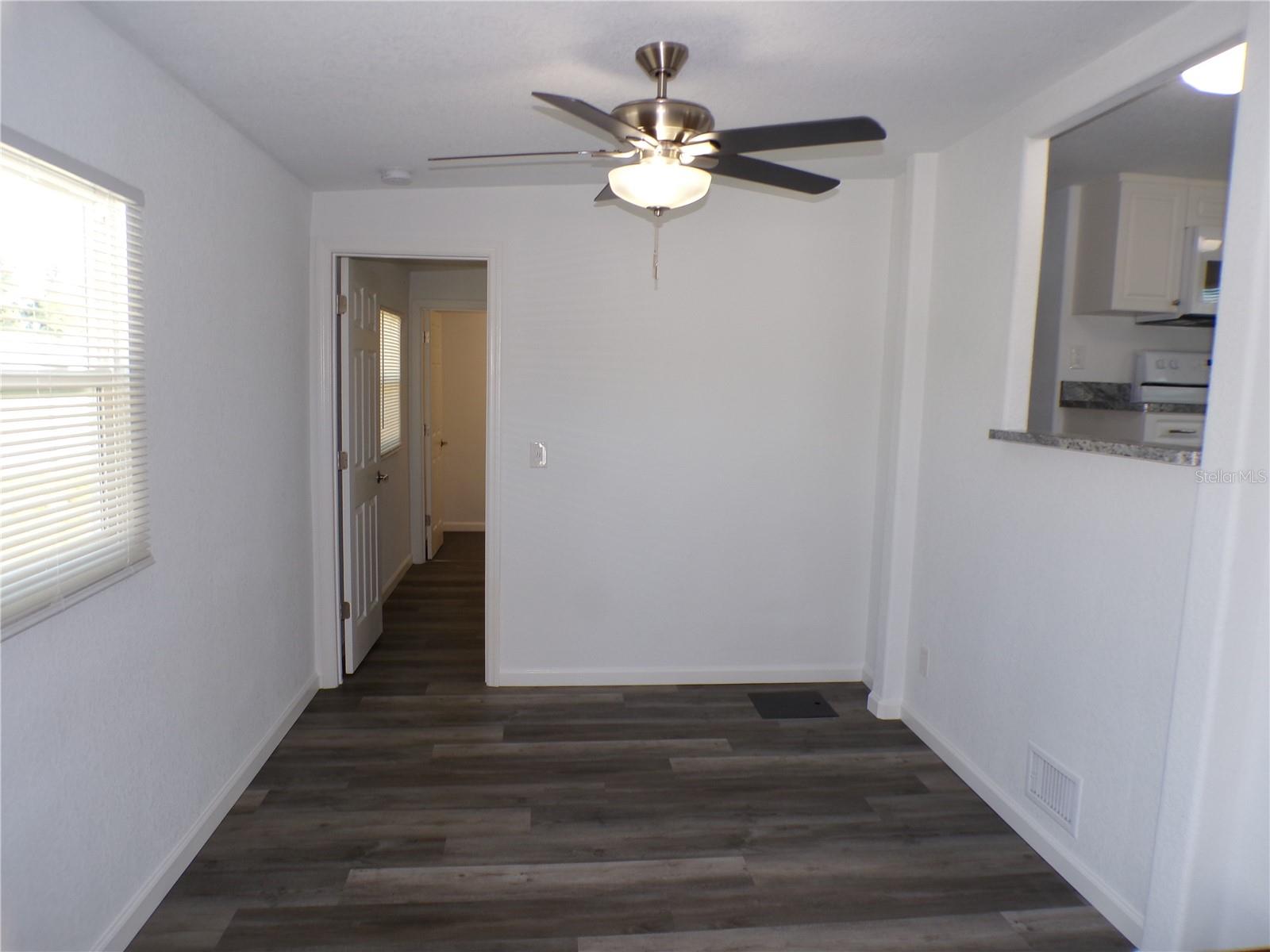 206 Ravenna St N Property Photo 8