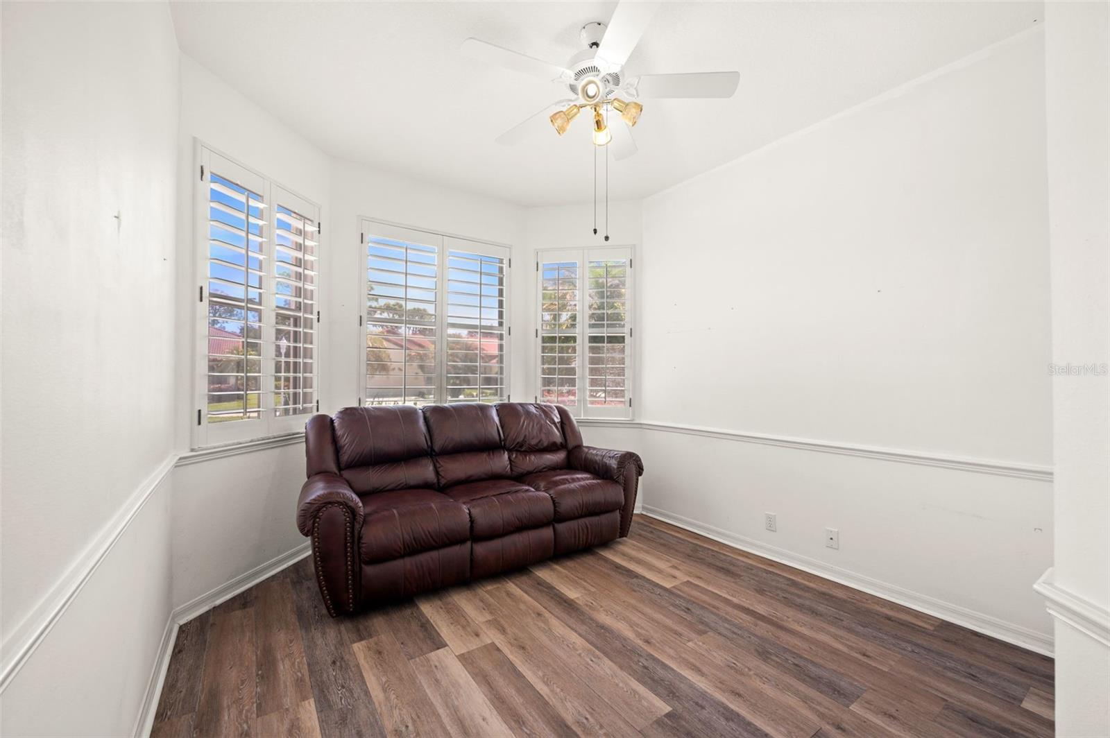 4333 Spicetree St Property Photo 22