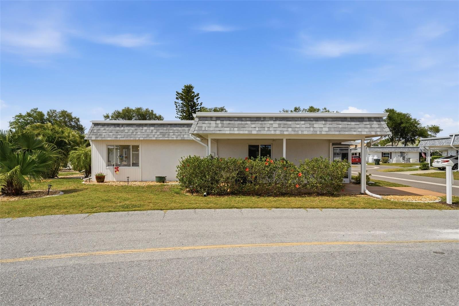 690 Circlewood Dr #w8 Property Photo 11