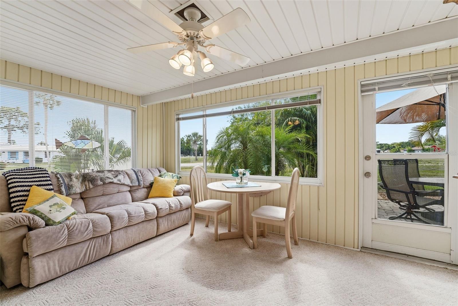 690 Circlewood Dr #w8 Property Photo 26