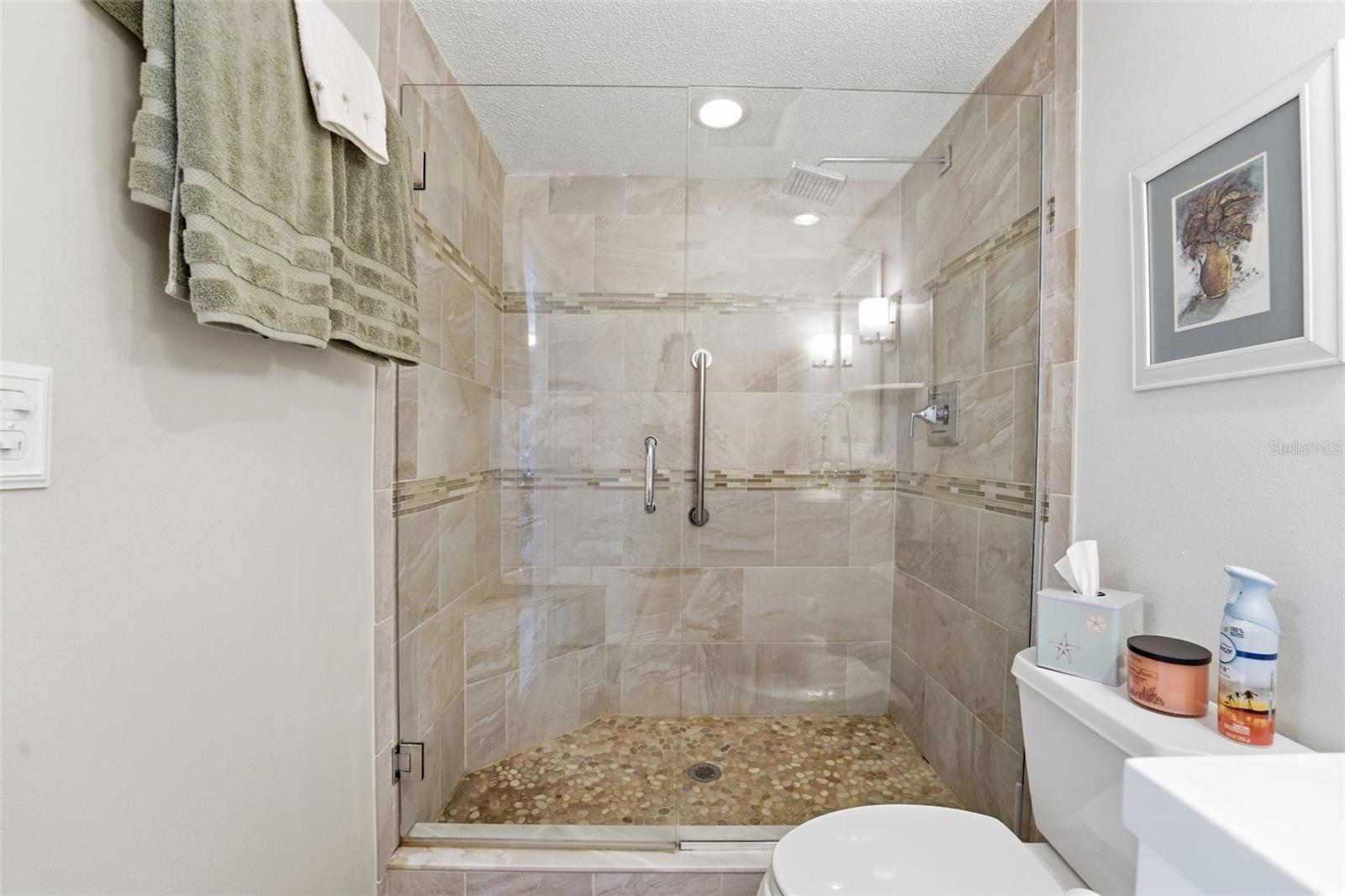 690 Circlewood Dr #w8 Property Photo 35