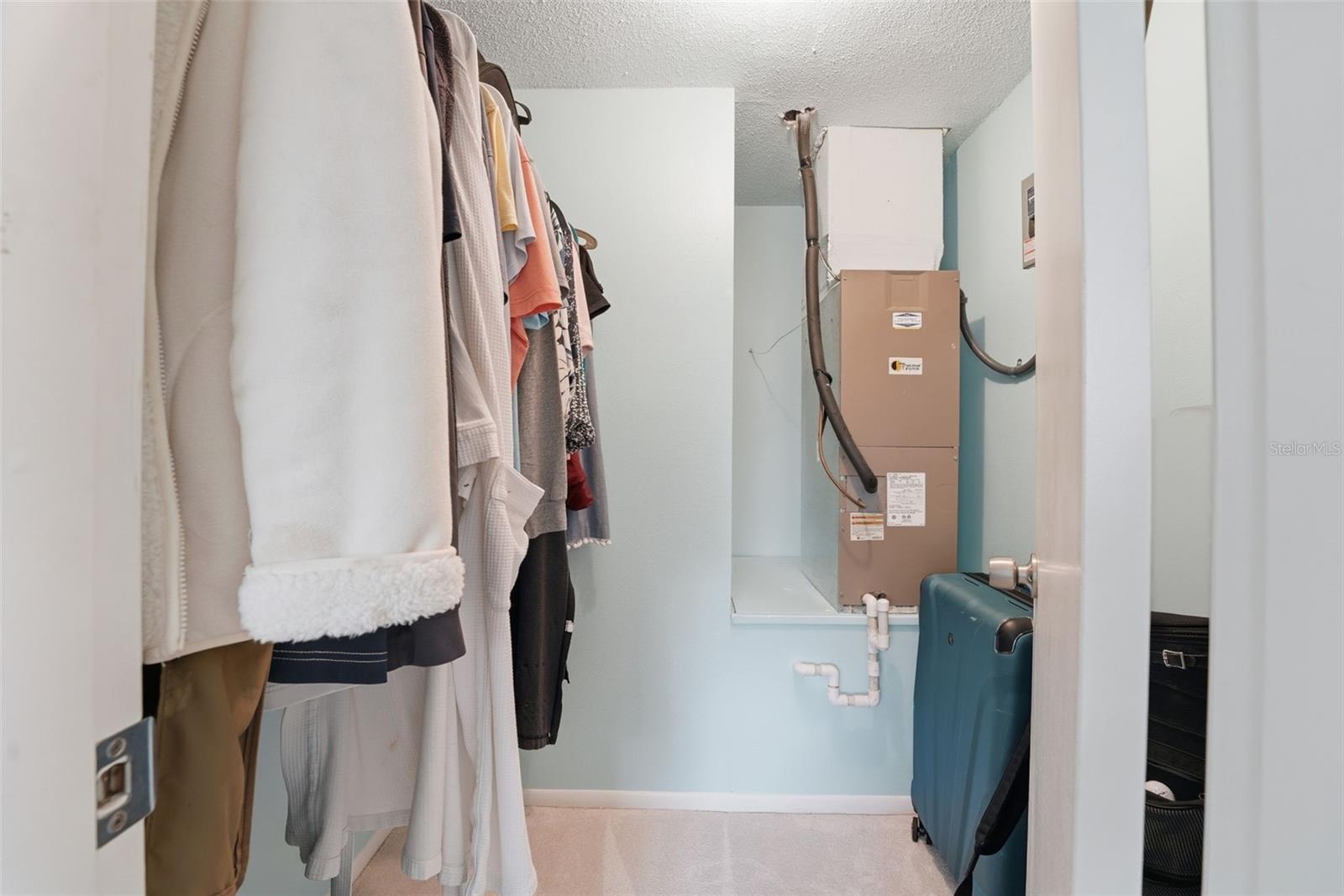 690 Circlewood Dr #w8 Property Photo 39