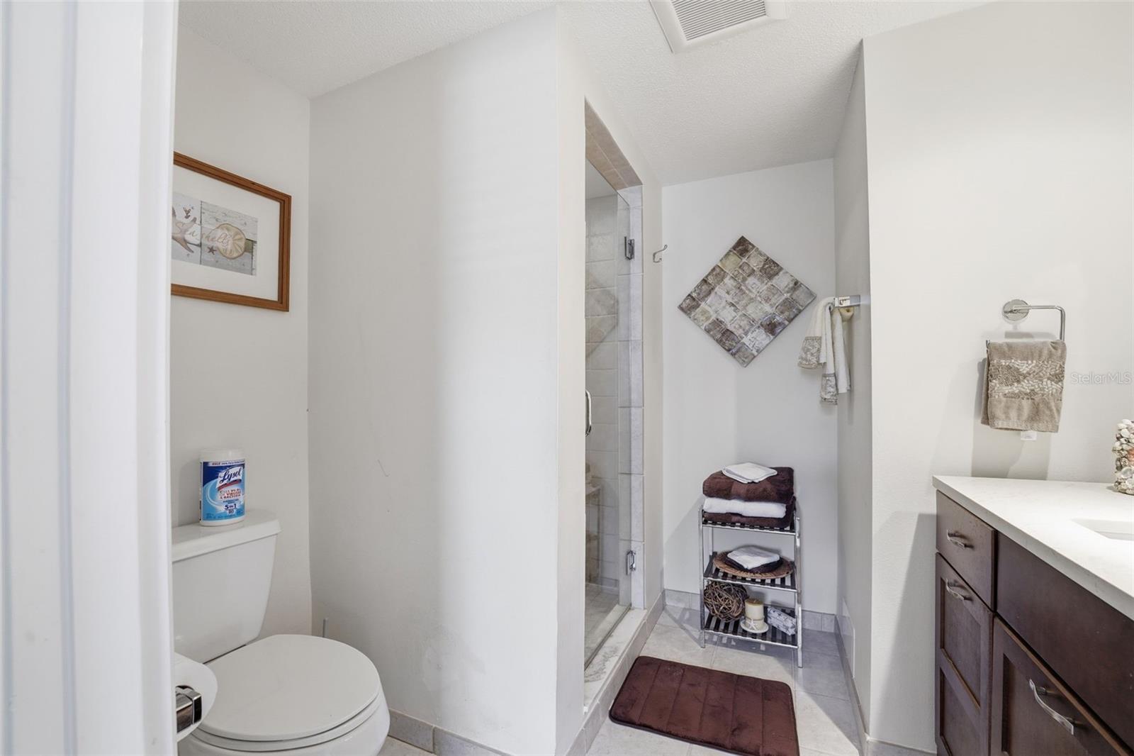 690 Circlewood Dr #w8 Property Photo 40