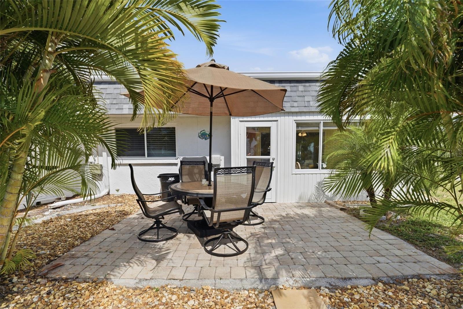 690 Circlewood Dr #w8 Property Photo 44