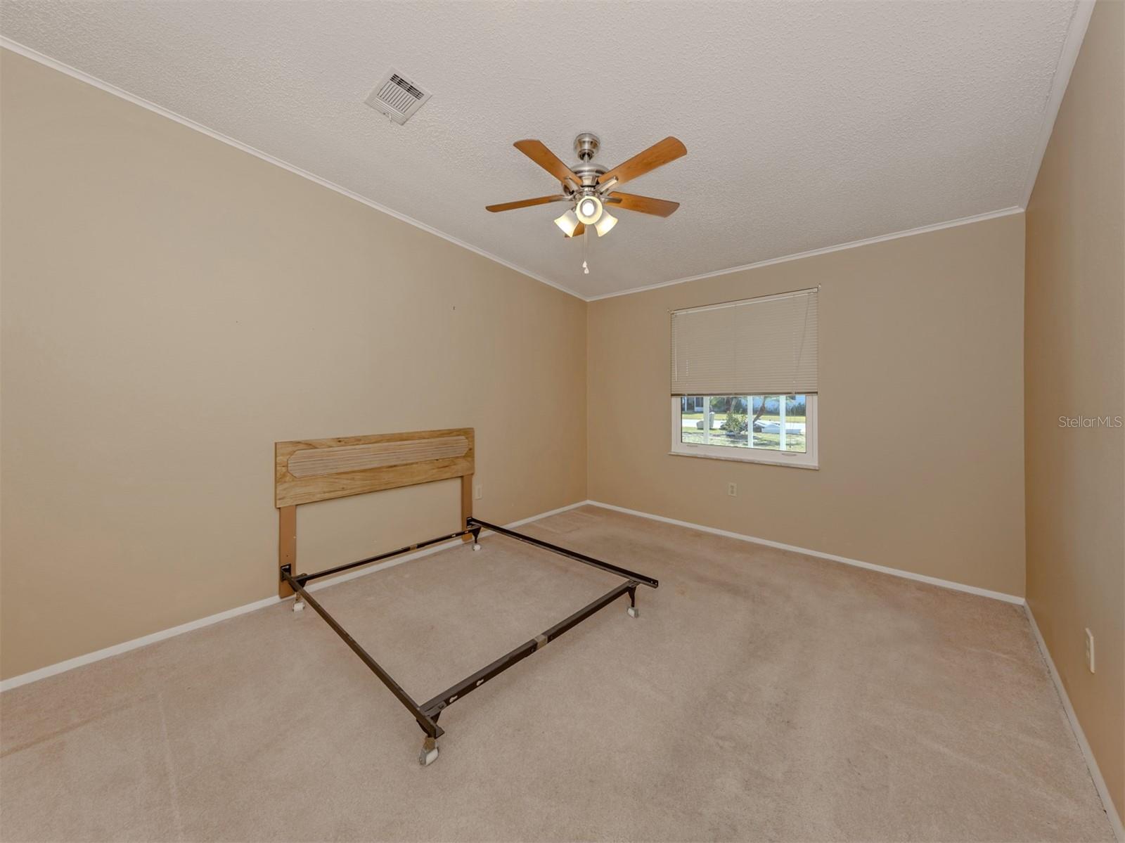 592 Portside Dr Property Photo 23