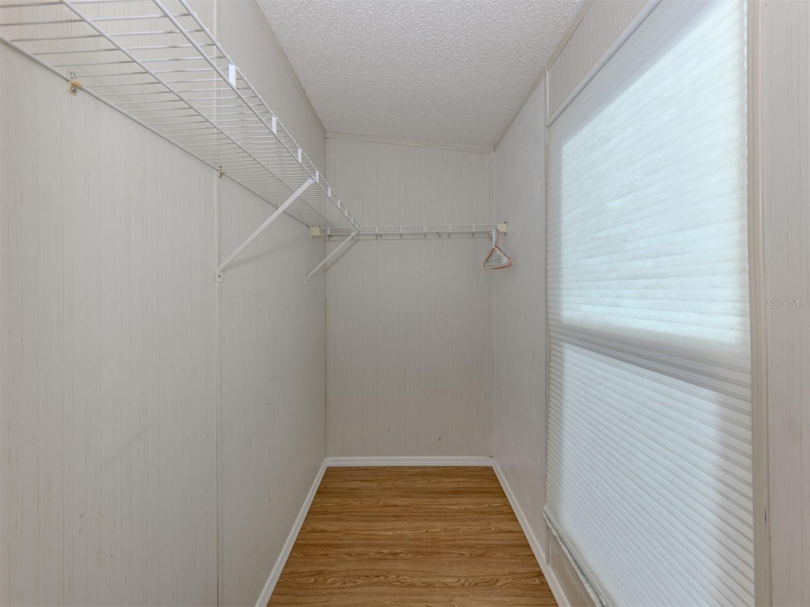 592 Portside Dr Property Photo 27