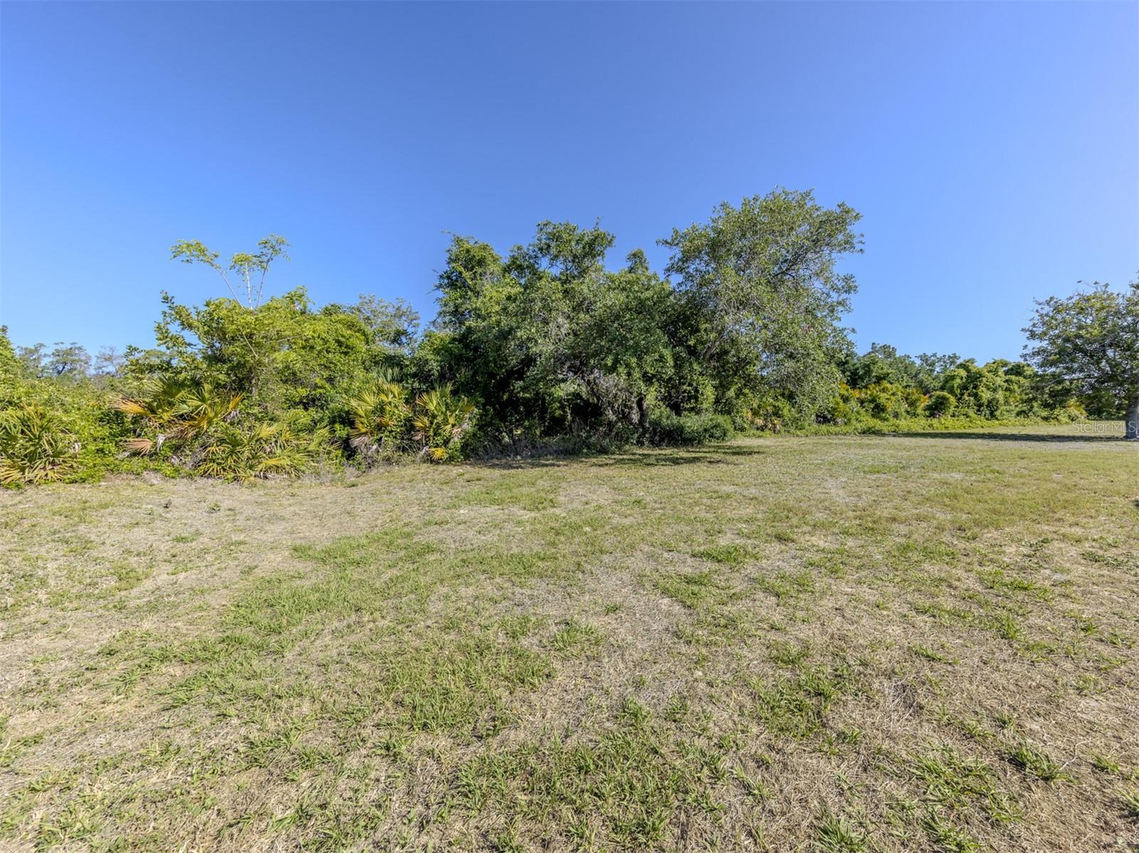 592 Portside Dr Property Photo 31