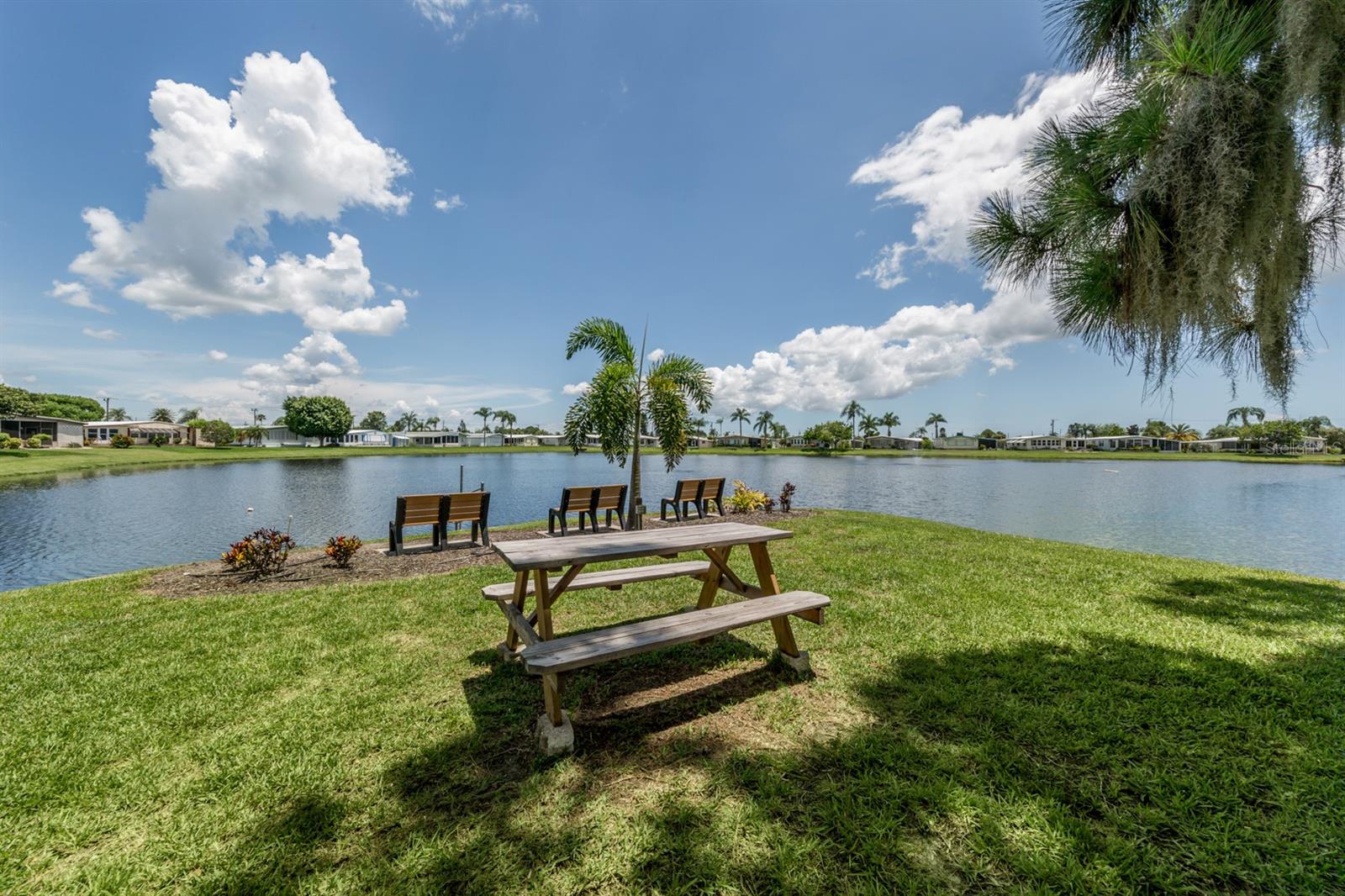 592 Portside Dr Property Photo 60