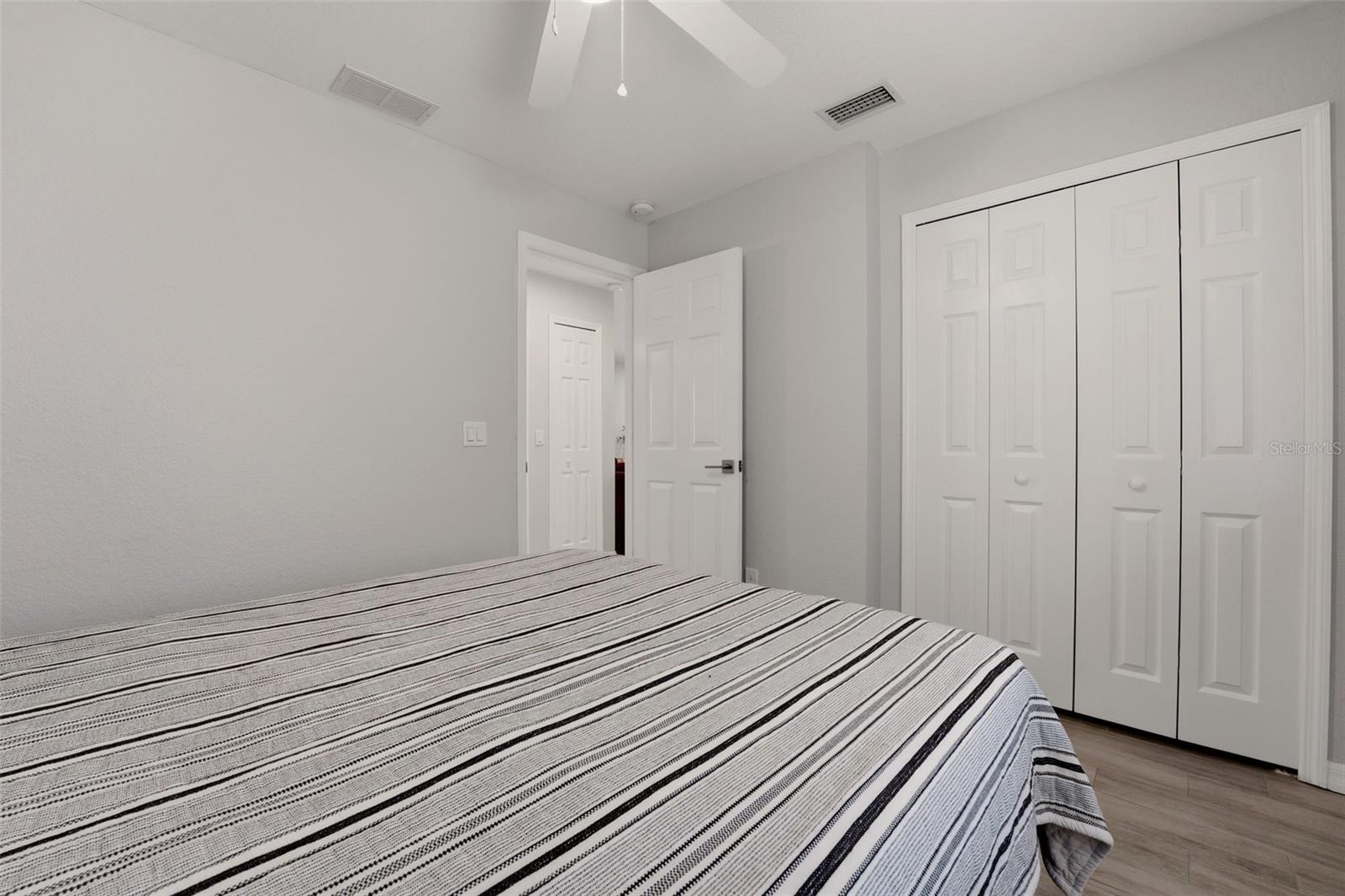 1709 Kerman St Property Photo 22