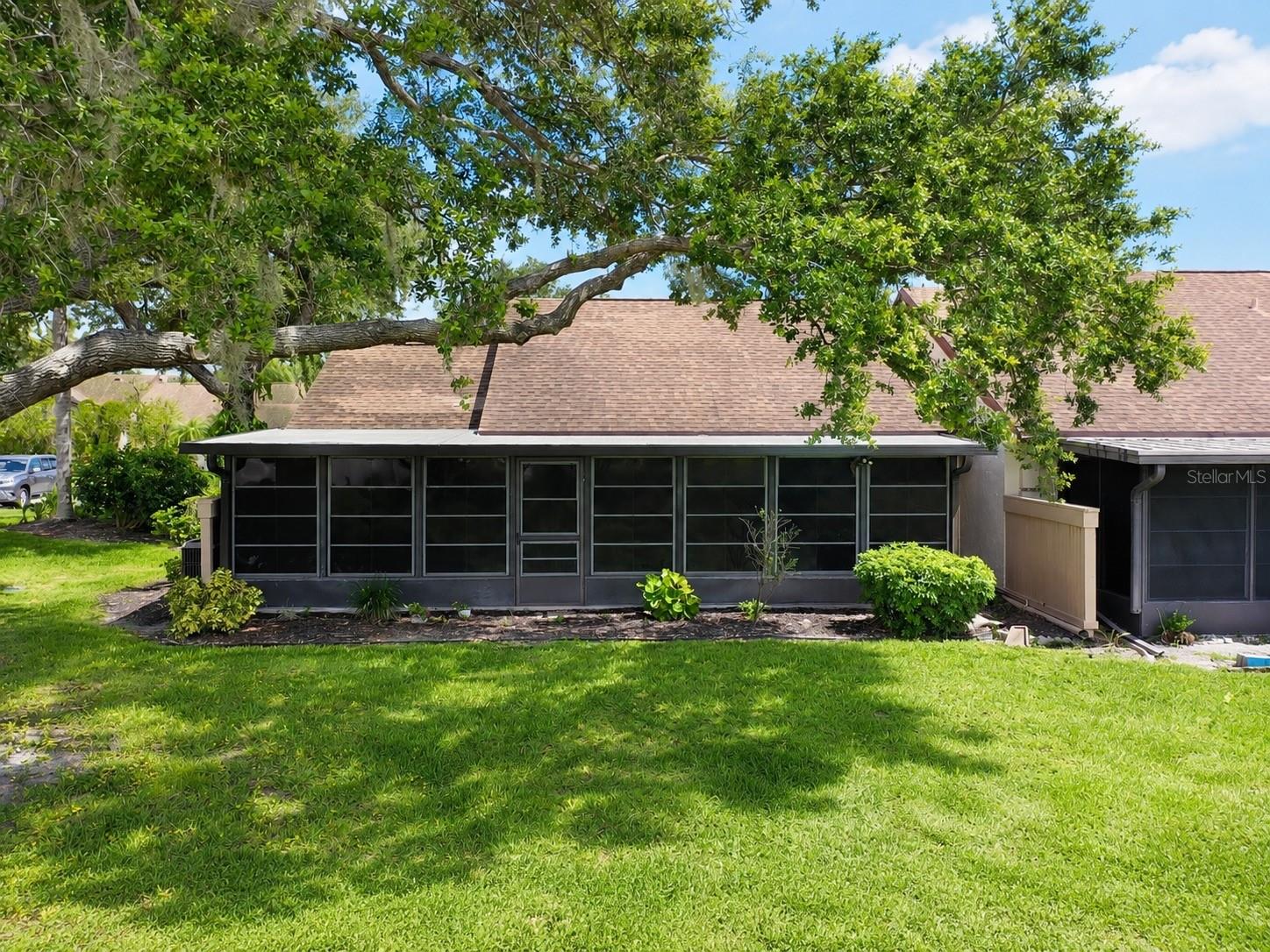 5401 Brassy Loop Property Photo 36
