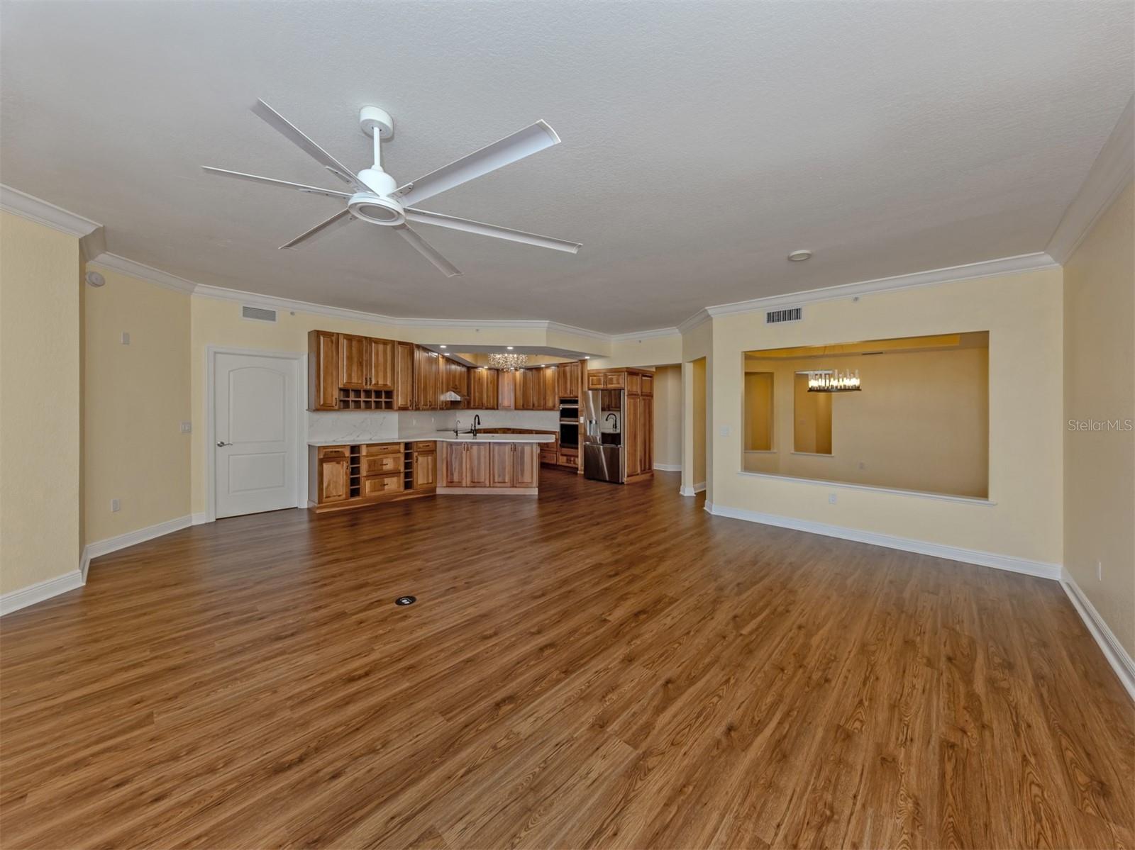 14021 Bellagio Way #404 Property Photo 7