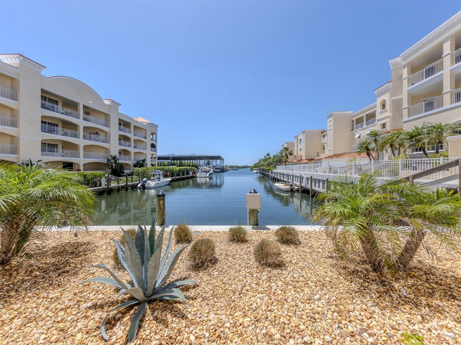 14021 Bellagio Way #404 Property Photo 30