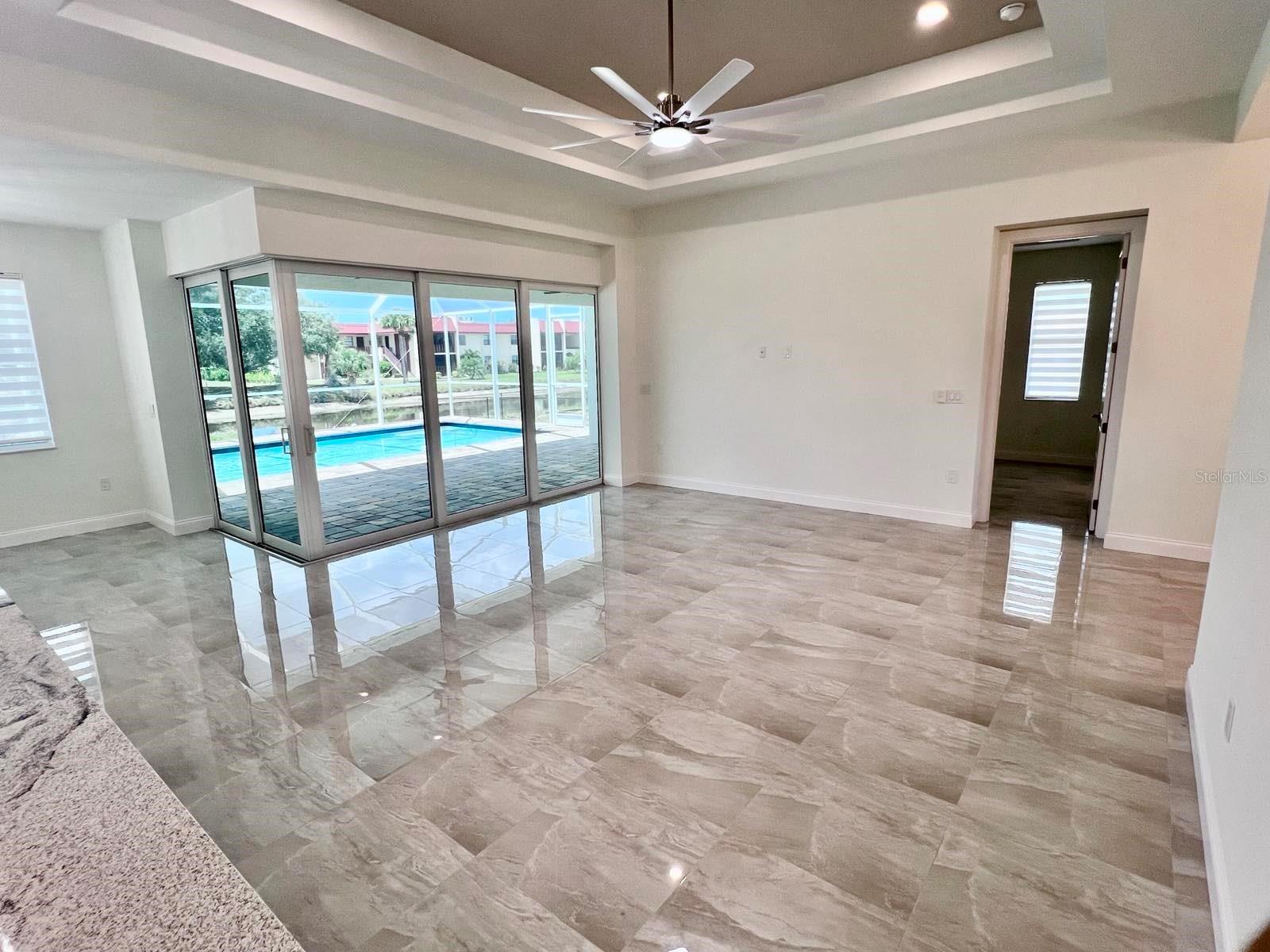 55 Rotonda Cir Property Photo 13
