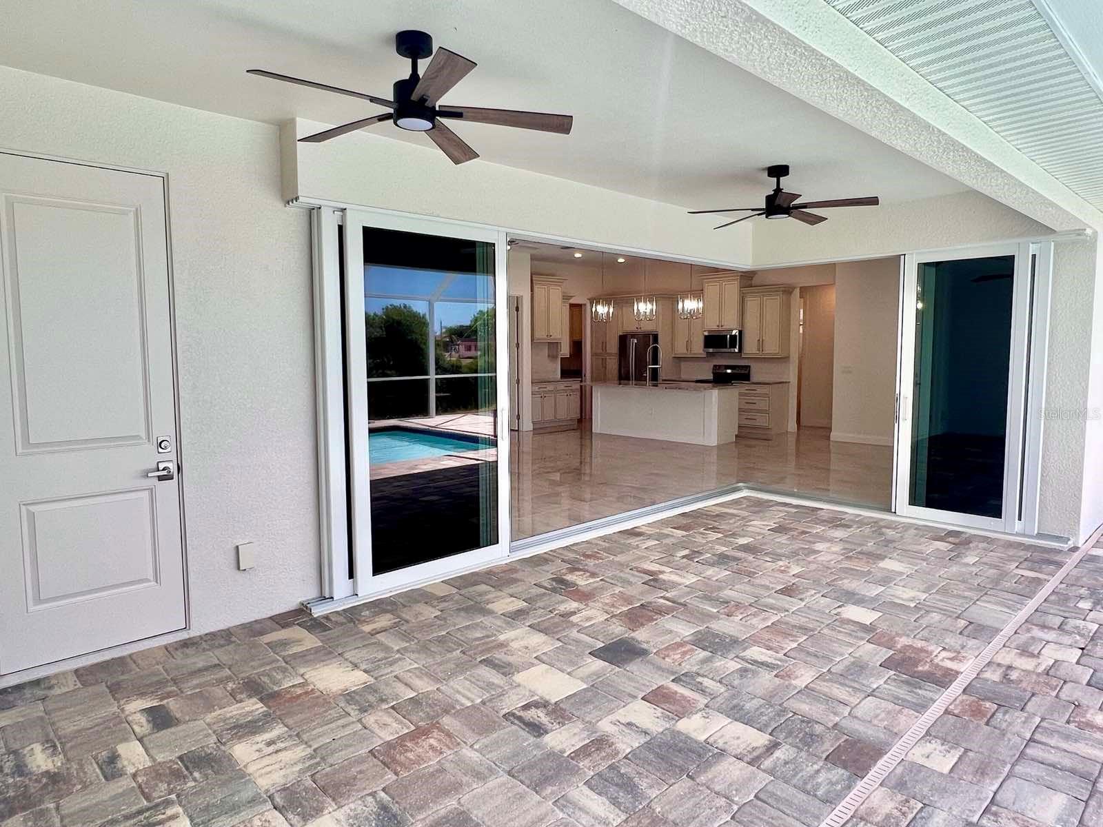 55 Rotonda Cir Property Photo 28