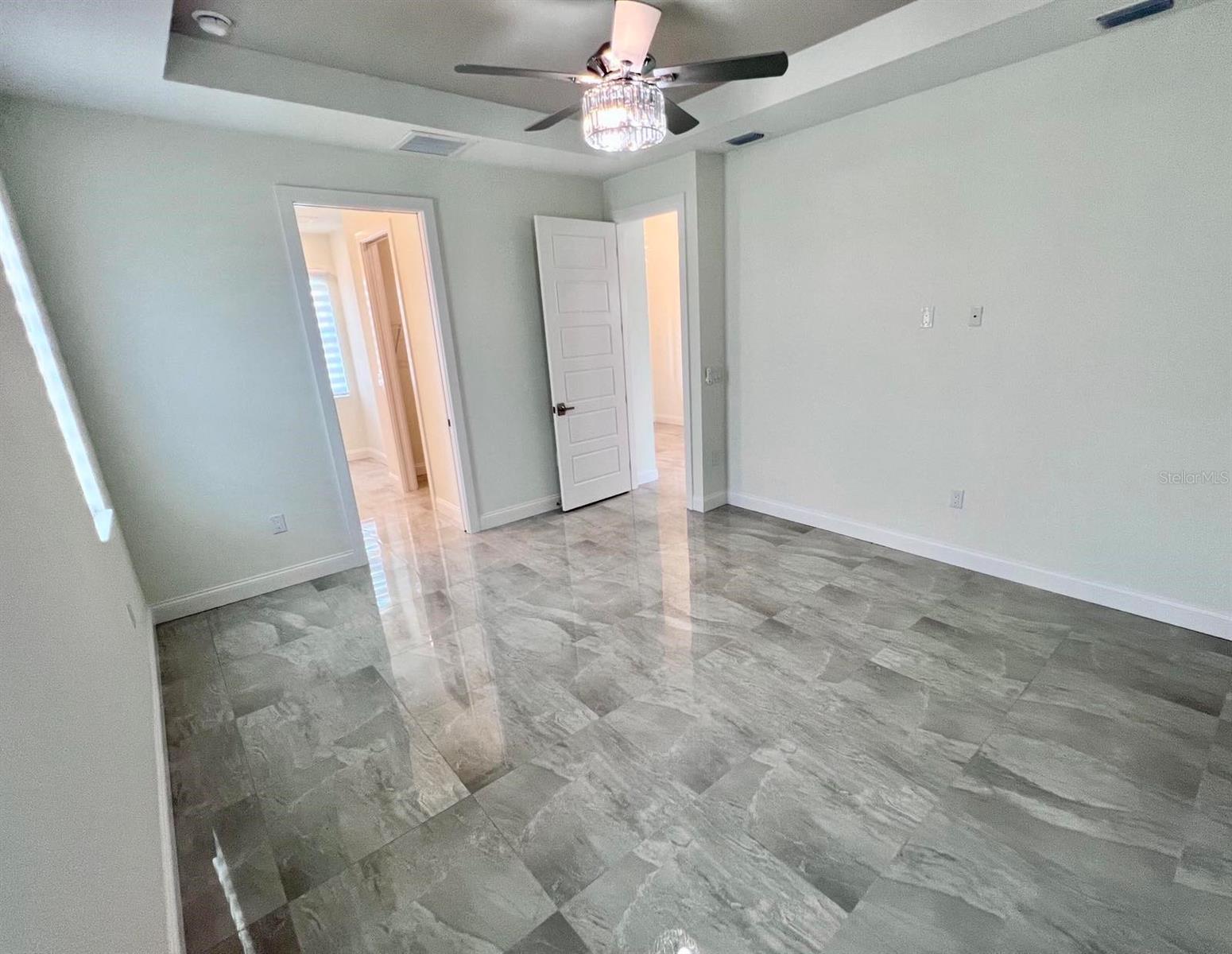 55 Rotonda Cir Property Photo 32